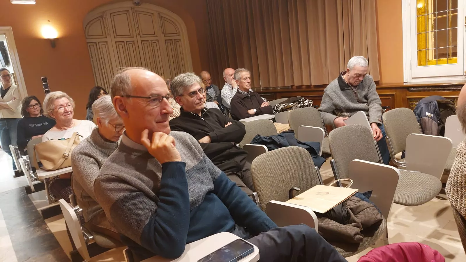 Presentación del libro sobre Hubertus de Löwenstein en el IEA