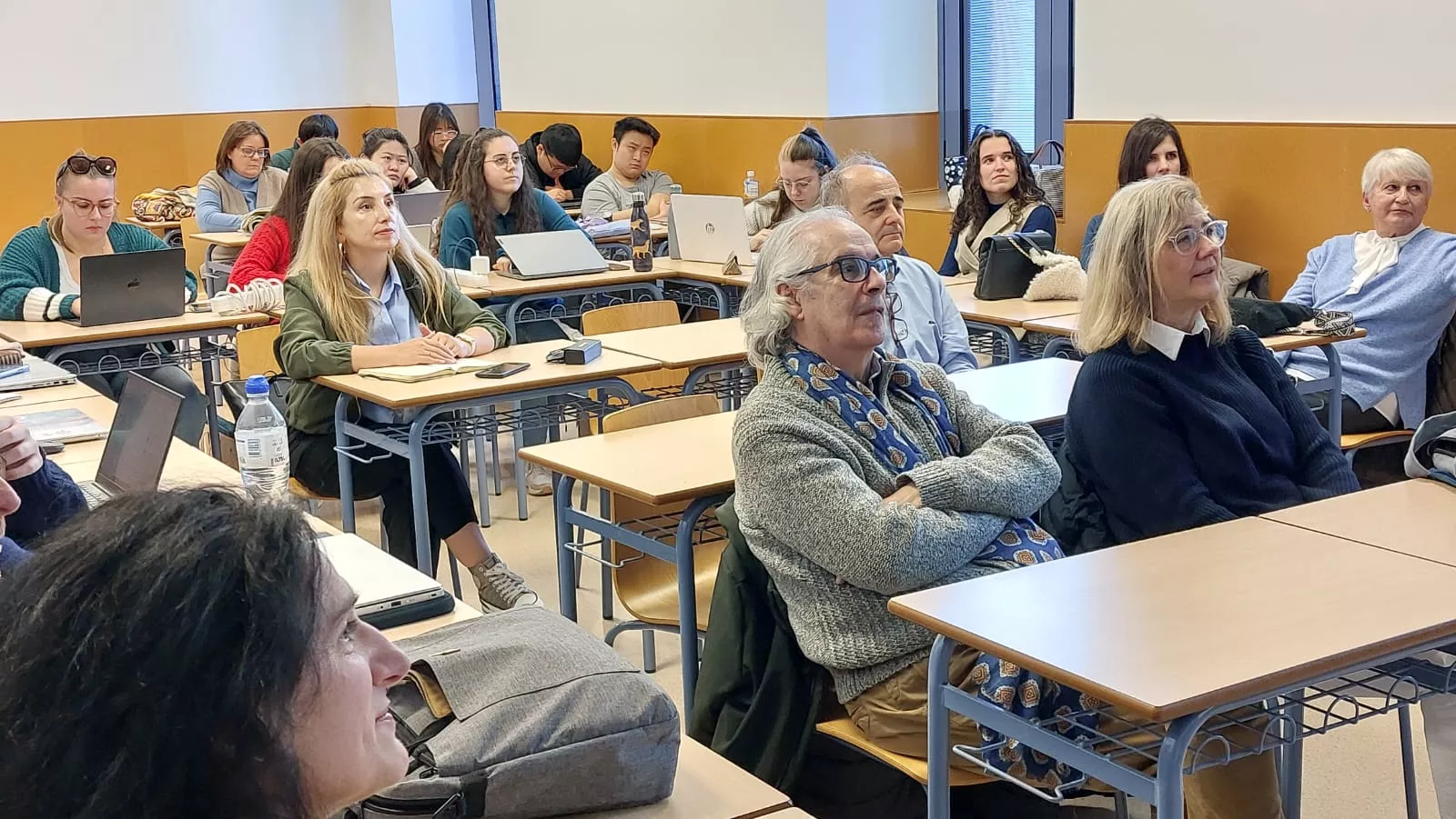 Inauguración de la Sala 061 del Museo de Turismo en el Hotel Abba Huesca