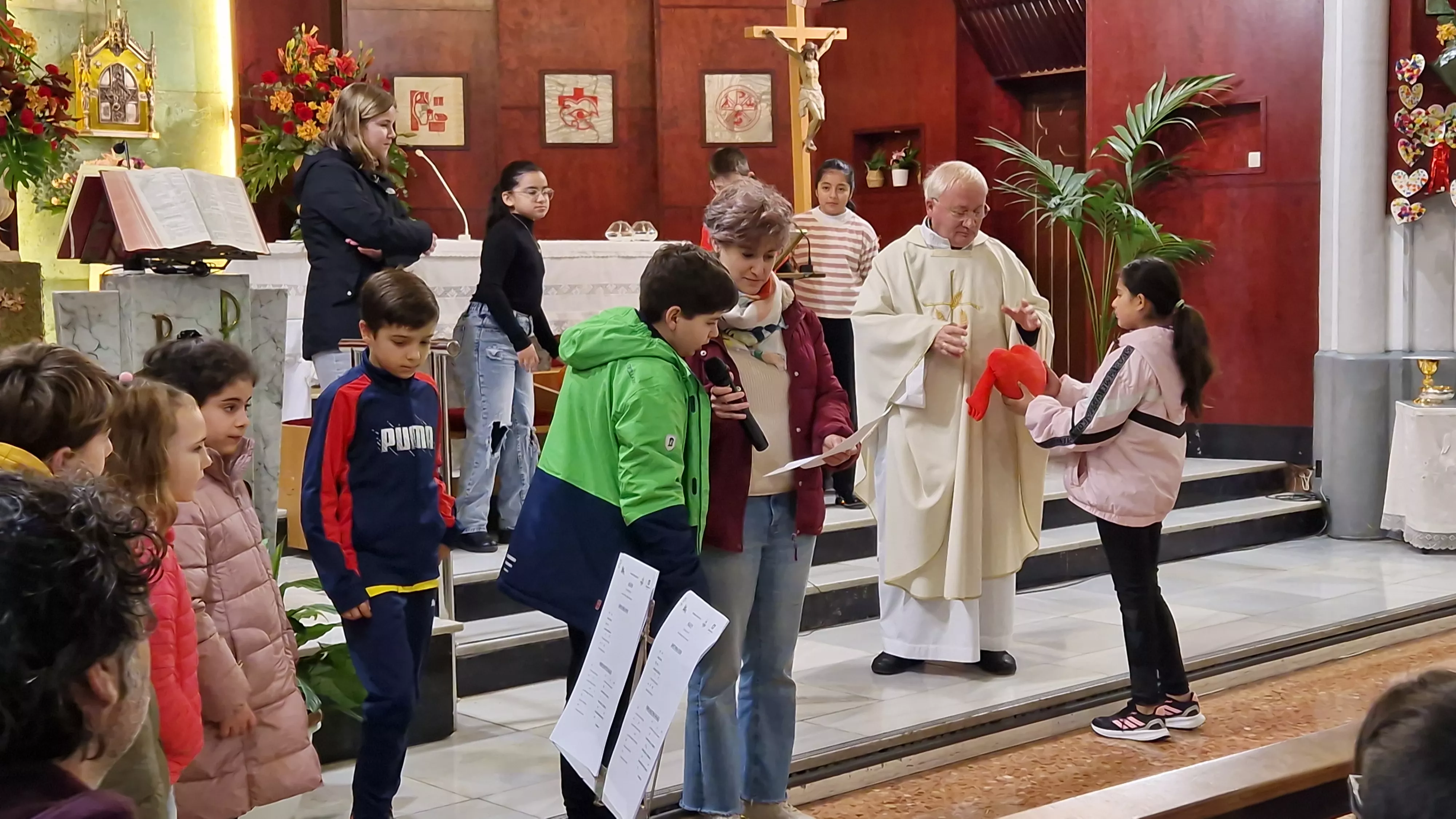 Fiesta de San Juan Bosco en el centro Salesianos de Huesca. Foto Myriam Martínez