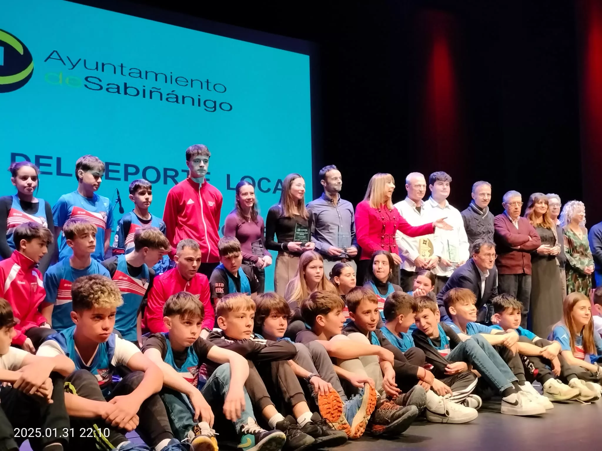 Foto de los premiados. Foto: Andrés Alcaraz