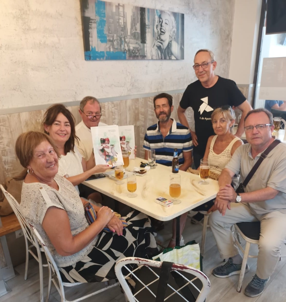 Merche, Ana, Richi, Julio, Chema, Begoña y José Domingo.