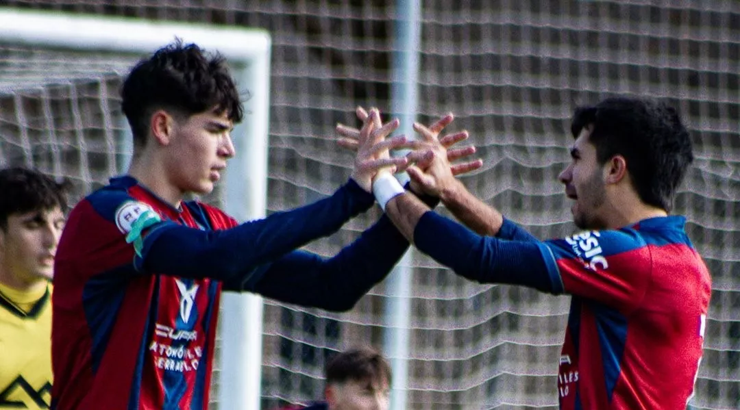 Importante triunfo del Huesca DHJ sobre el At. Baleares (2-1)