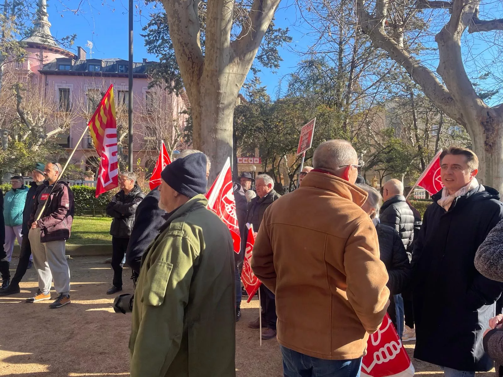 Manifestación de UGT y CCOO en Huesca