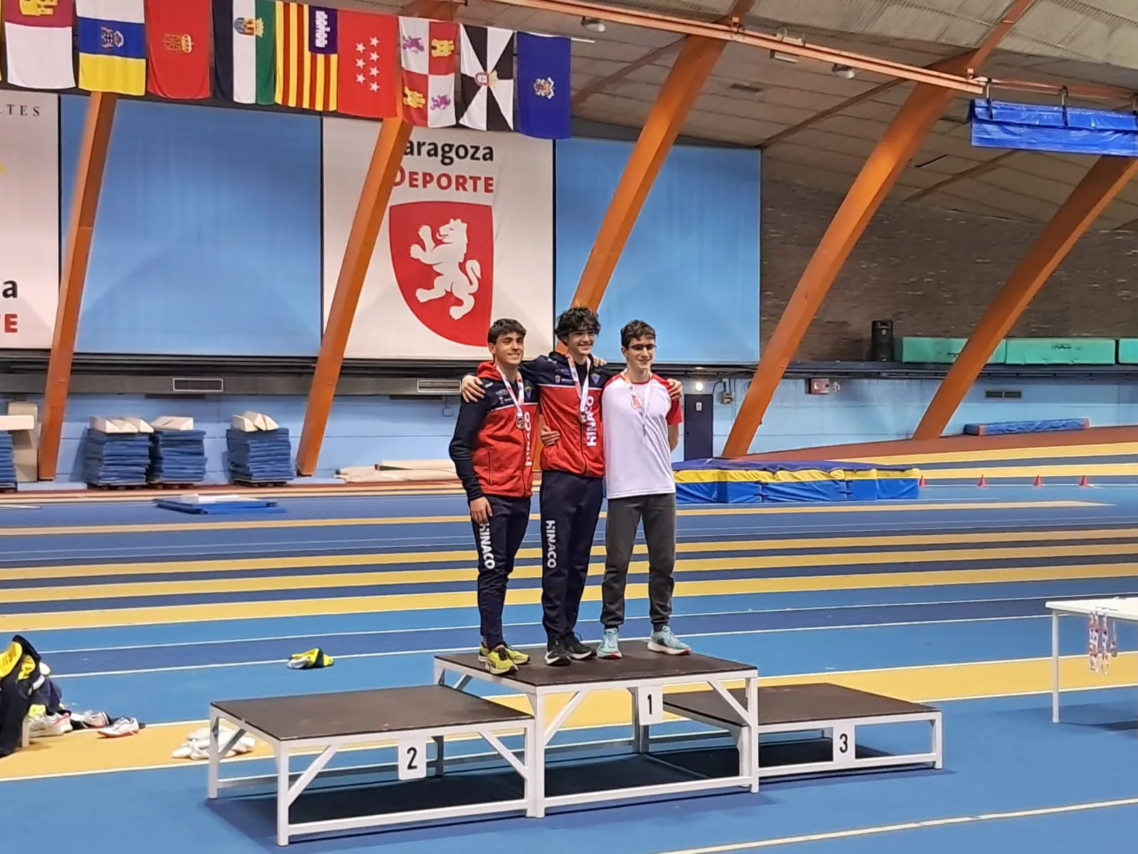 Podio Hinaco con Marcos del Olmo e Izan Garrido