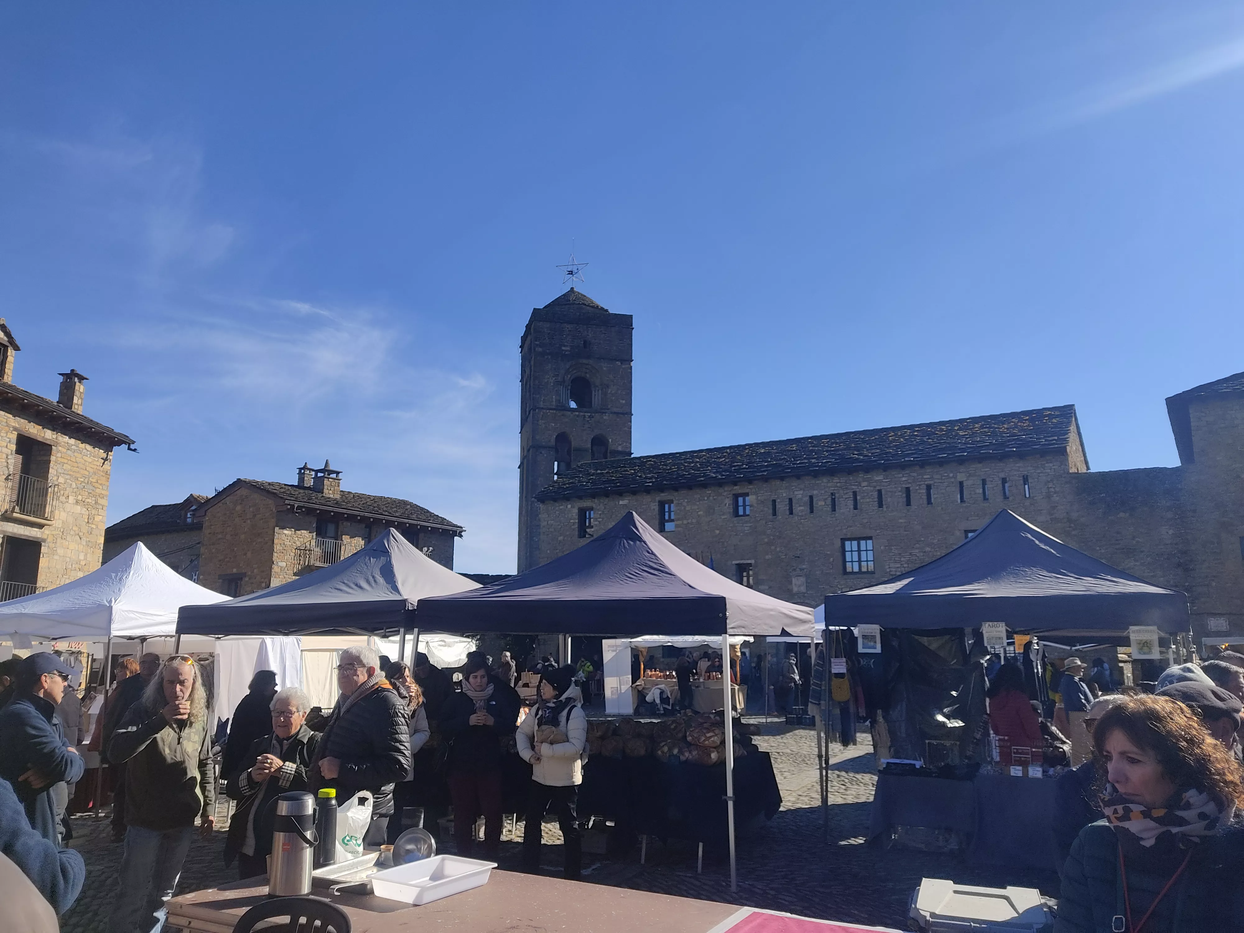 Puestos en la plaza mayor
