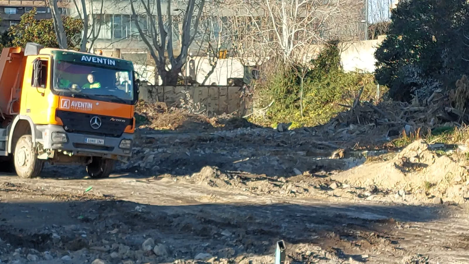Mortero de la Guerra Civil que ha obligado a acordonar una zona en el Polígono Harineras de Huesca