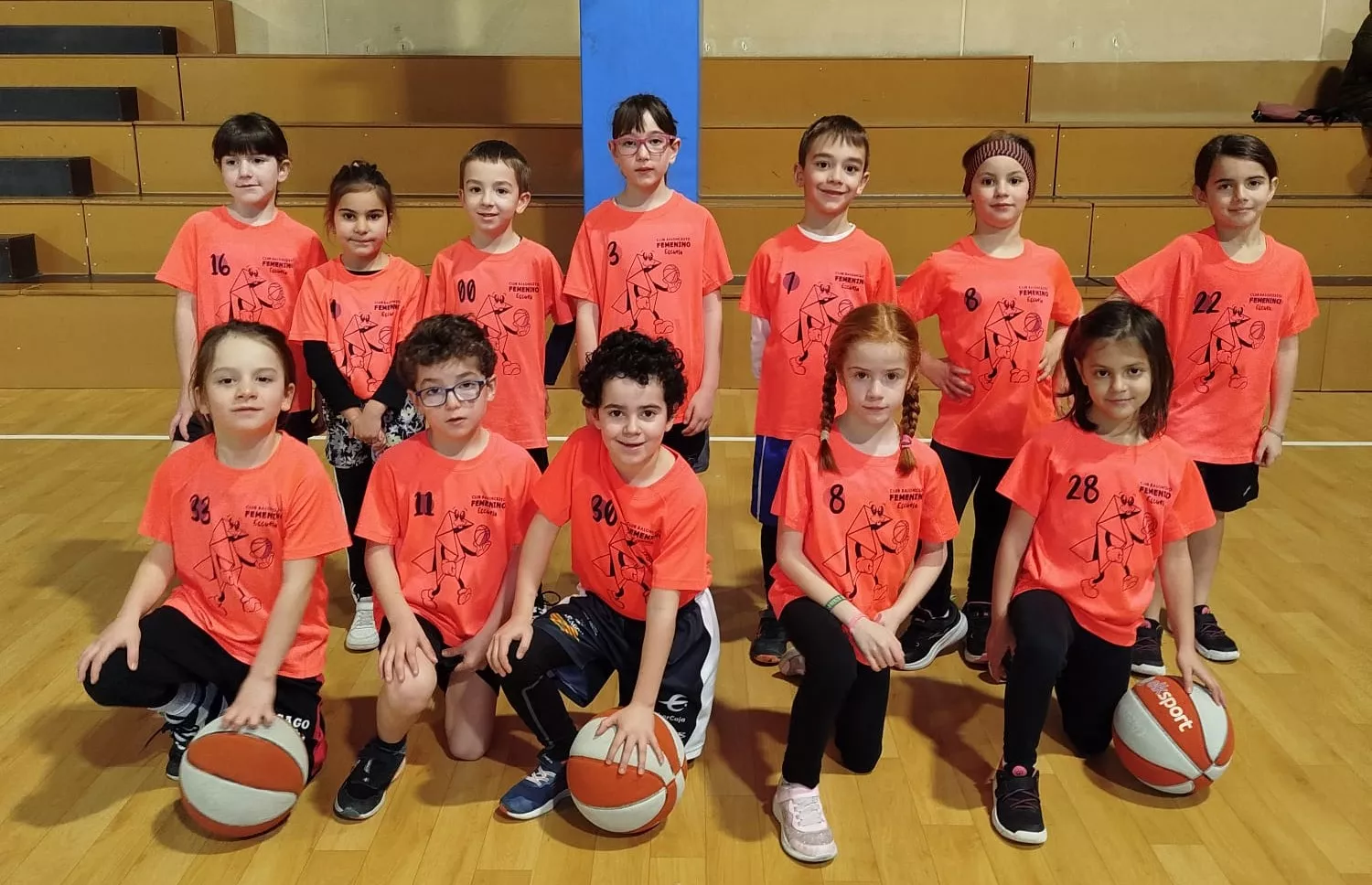 Club Baloncesto Femenino Huesca debutó en la Liga Ibercaja de Zaragoza
