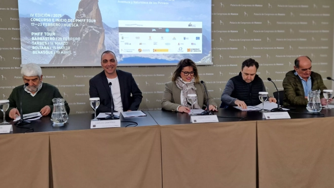 Bara, Sampériz, Latre, Asensio y Avellanas, en la rueda de prensa. Foto Myriam Martínez Bara, Sampériz, Latre, Asensio y Avellanas, en la rueda de prensa. Foto Myriam Martínez