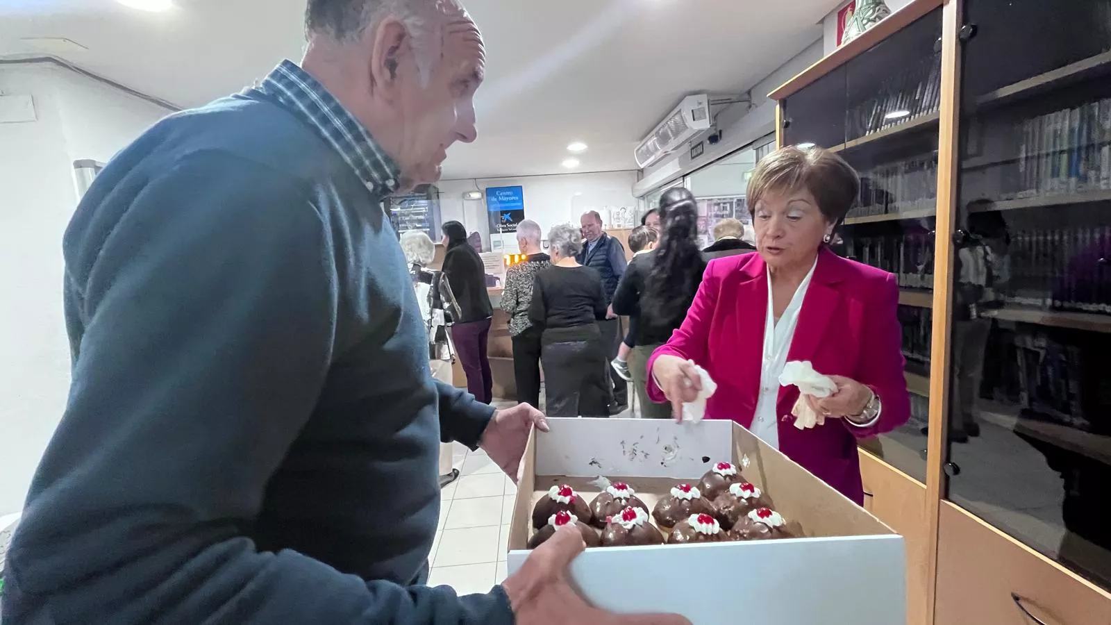 Celebración de Santa Águeda en el Hogar de Mayores del IASS de Huesca. Foto Mercedes Manterola