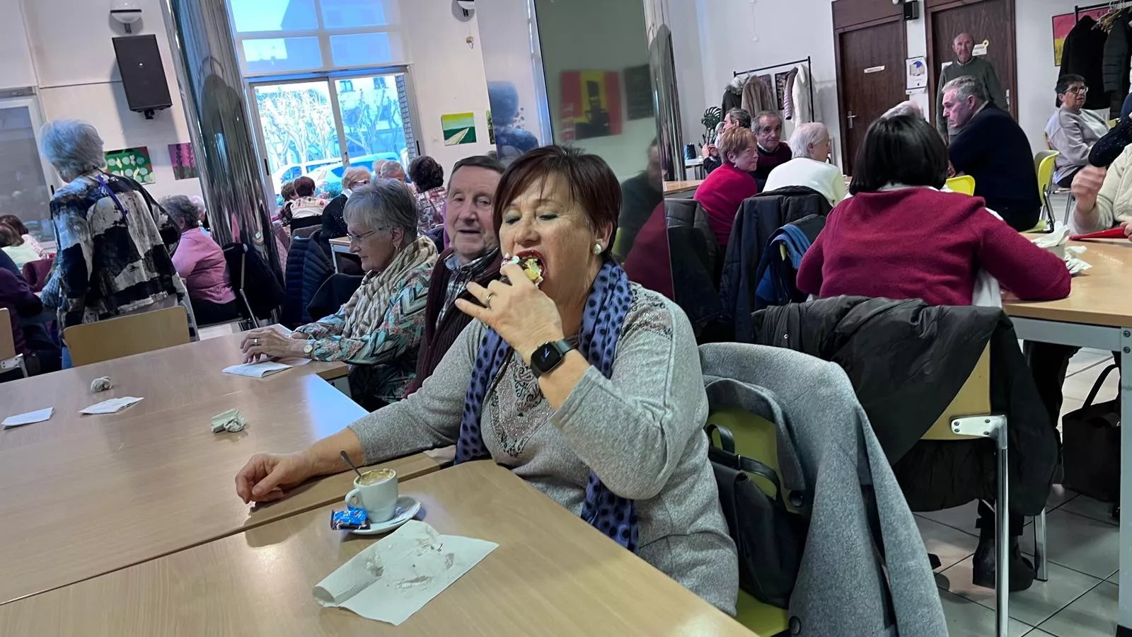 Celebración de Santa Águeda en el Hogar de Mayores del IASS de Huesca. Foto Mercedes Manterola