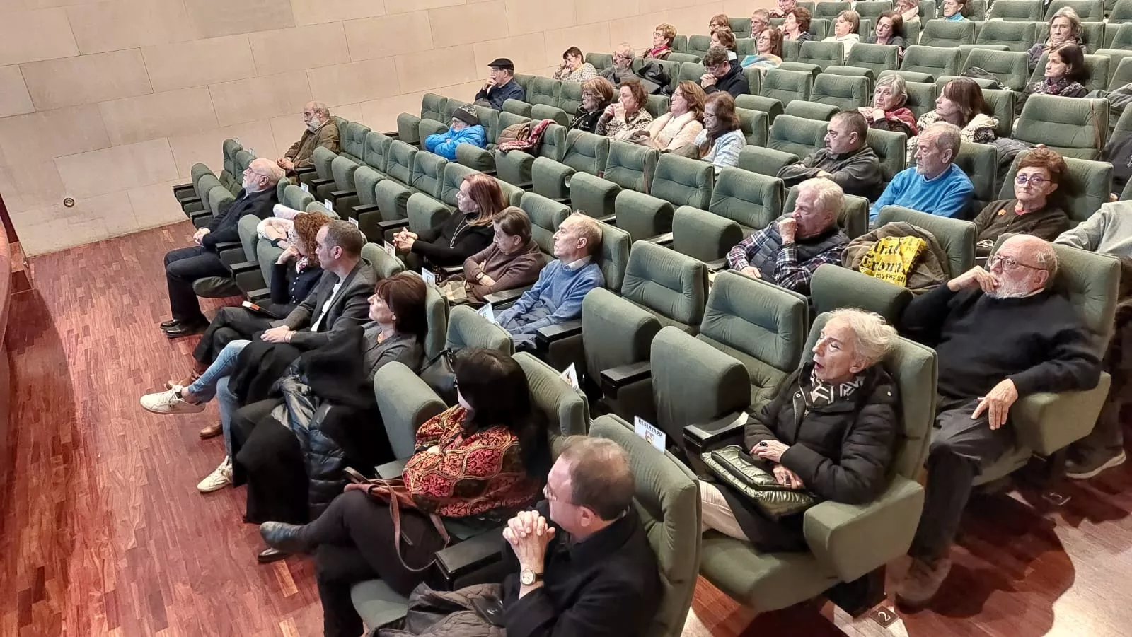 Conferencia "Hacia un lugar para el hombre: el arduo camino de Ramón J. Sender" por Donatella Pini