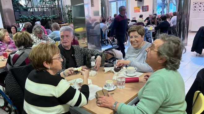 Celebración de Santa Águeda en el Hogar de Mayores del IASS.