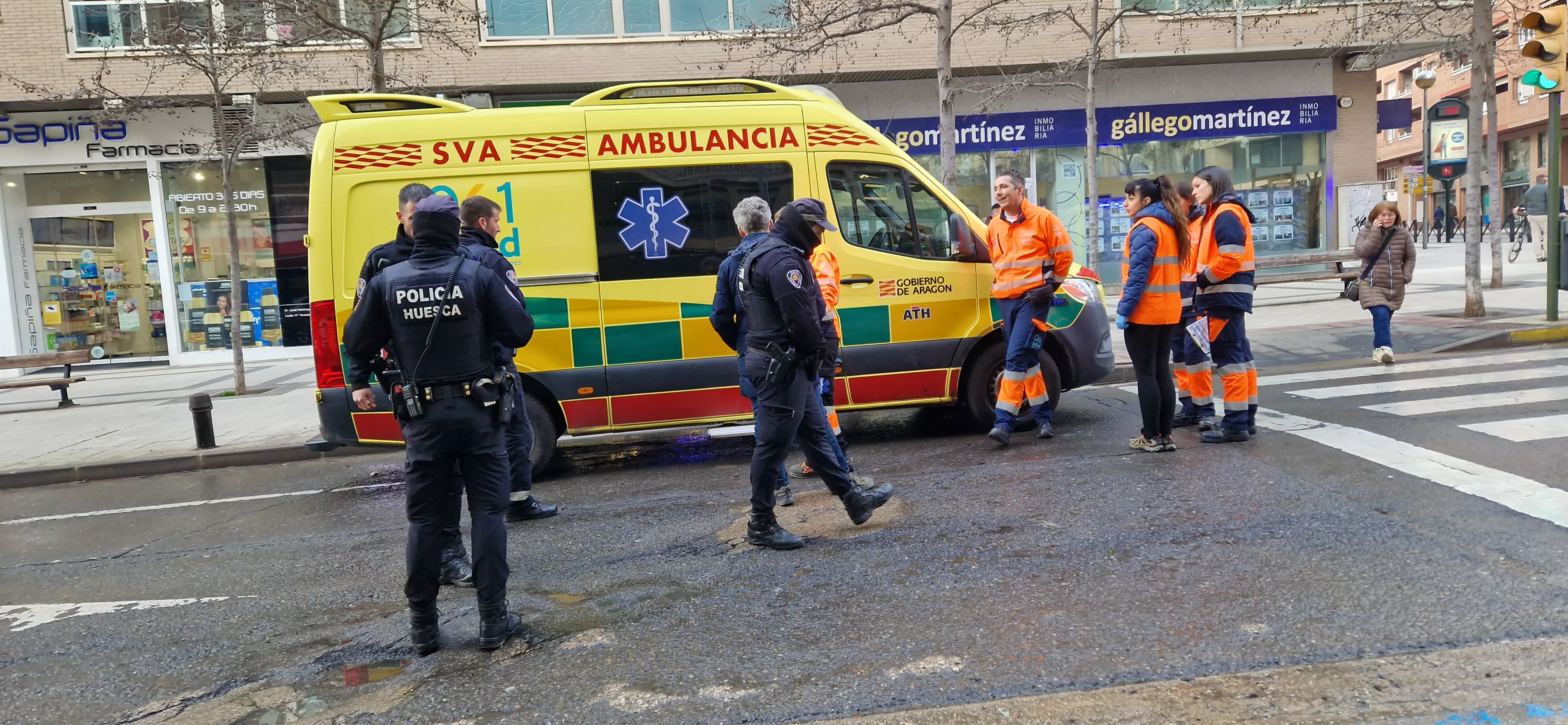 Accidente con tres coches implicados en la calle Zaragoza con Cavia. Foto Myriam Martínez