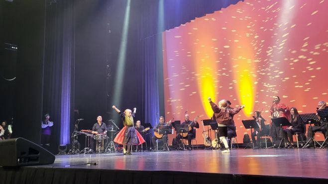 La pareja más joven de la gala. Foto Myriam Martínez La pareja más joven de la gala. Foto Myriam Martínez