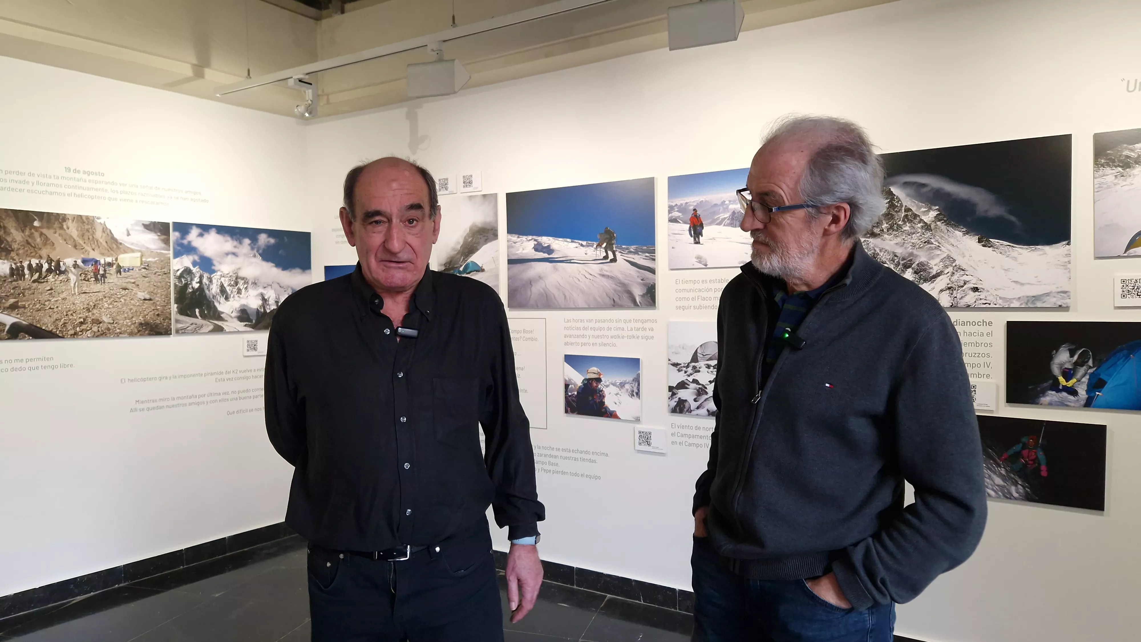 Manolo Avellanas y Lorenzo Ortas. Inauguración de la exposición “Espíritu de equipo, una generación irrepetible”. Foto Myriam Martínez Iriarte 