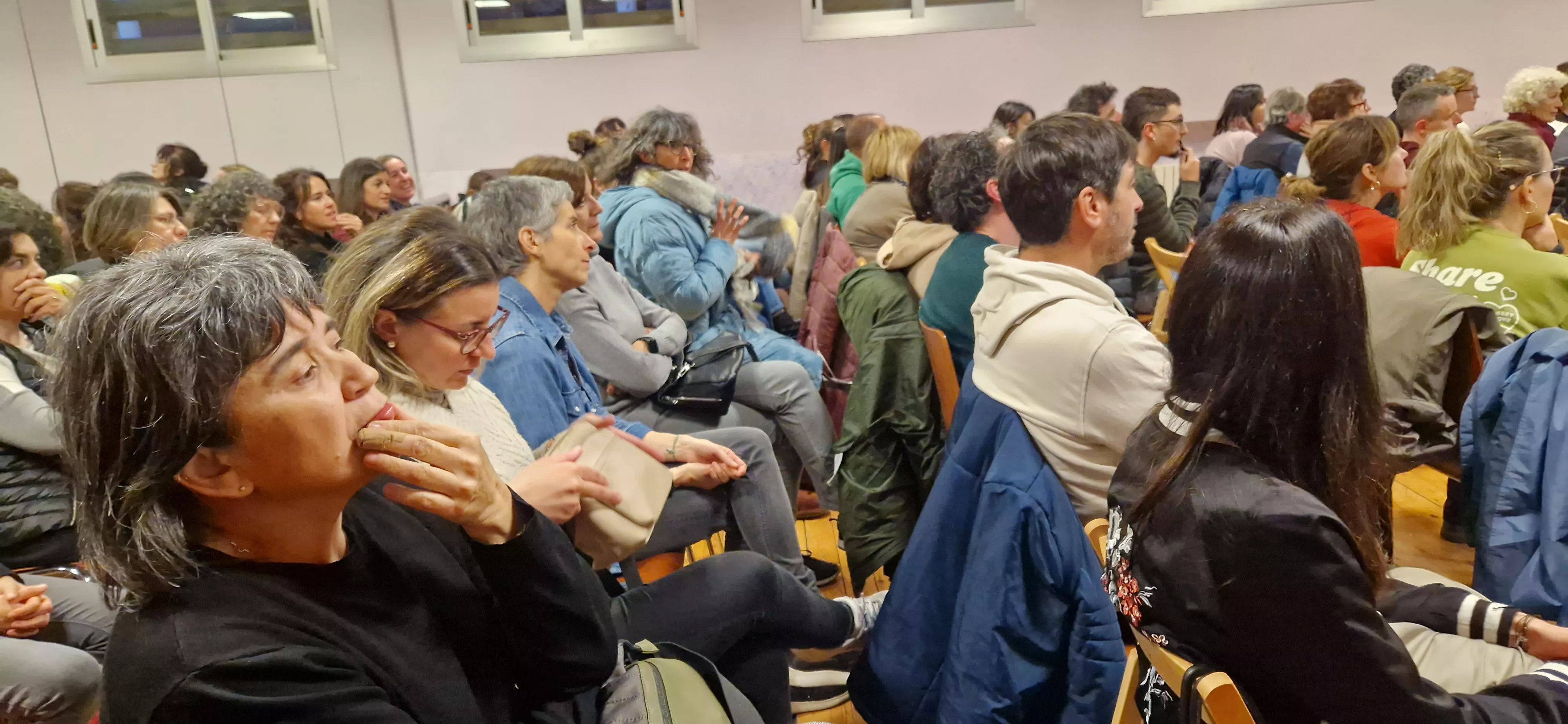 Martín Pinos y Juan Antonio Rodríguez Bueno han abordado diversos aspectos de la evaluación educativa