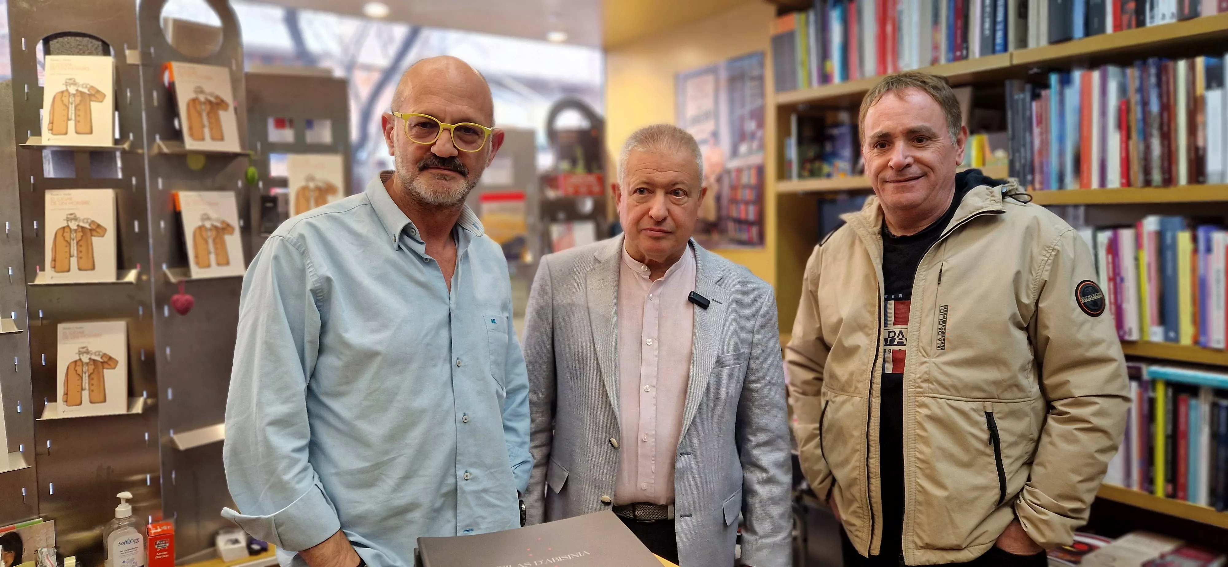 Presentación del libro Fuellas d' Abisinia de Chusé Inazio Nabarro. Foto Myriam Martínez