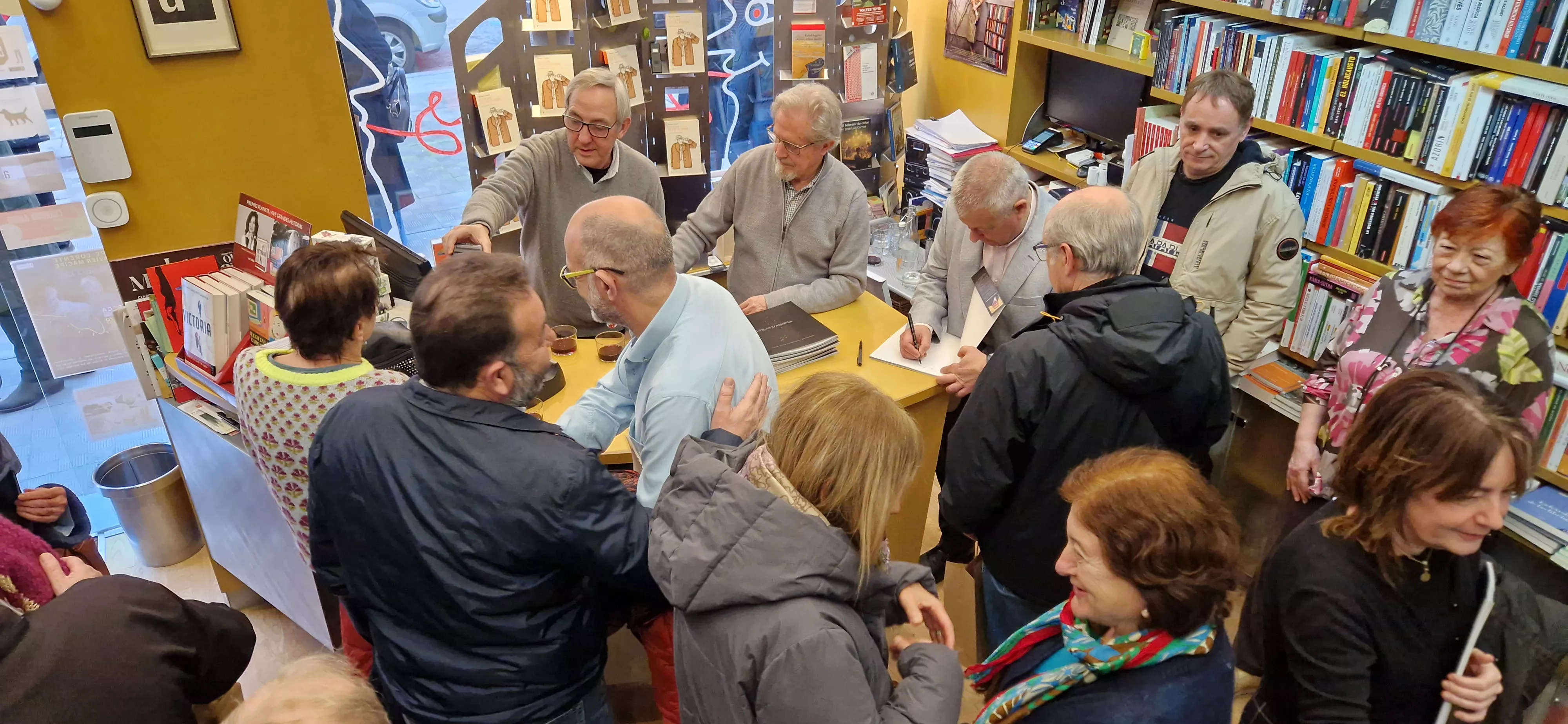 Presentación del libro Fuellas d' Abisinia de Chusé Inazio Nabarro. Foto Myriam Martínez