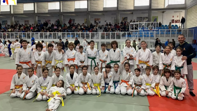 Alevines y Benjamines Alevines y Benjamines