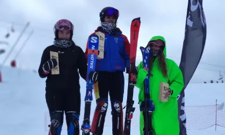 Podio de una de las categorías en el Trofeo Panticosa.