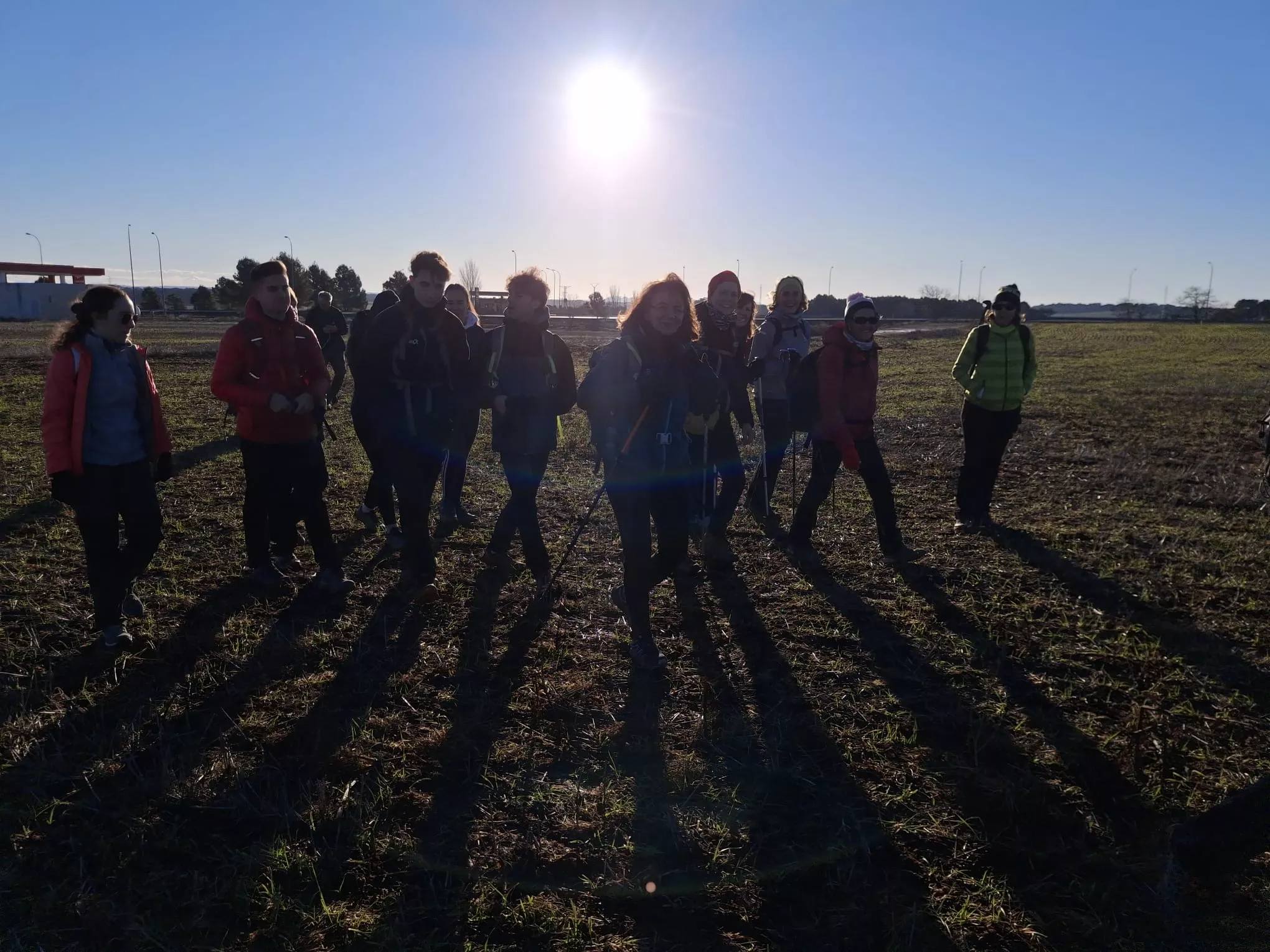 Peregrinos del cuarto entreno para la Javierada con 35 kilómetros bajo la aspiración de la Paciencia. Foto Felipe Munuera