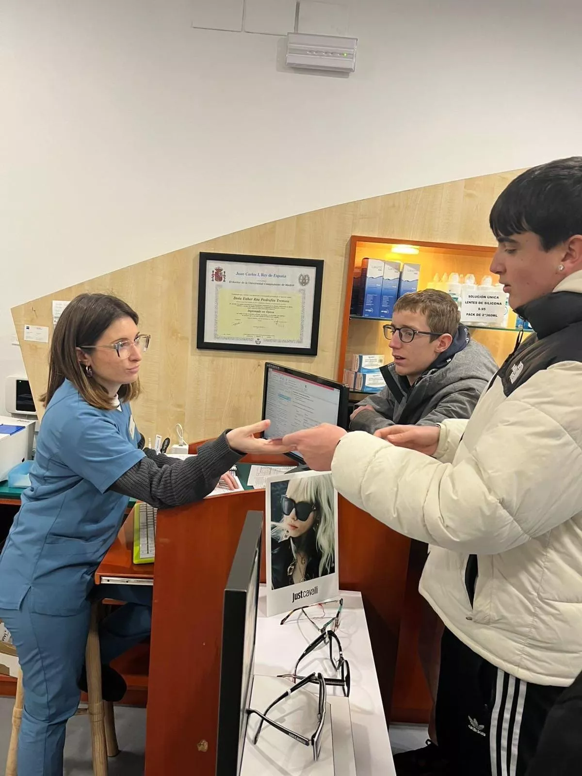 Actividades del Colegio Escolapios de Barbastro on motivo del Día del Cáncer Infantil.