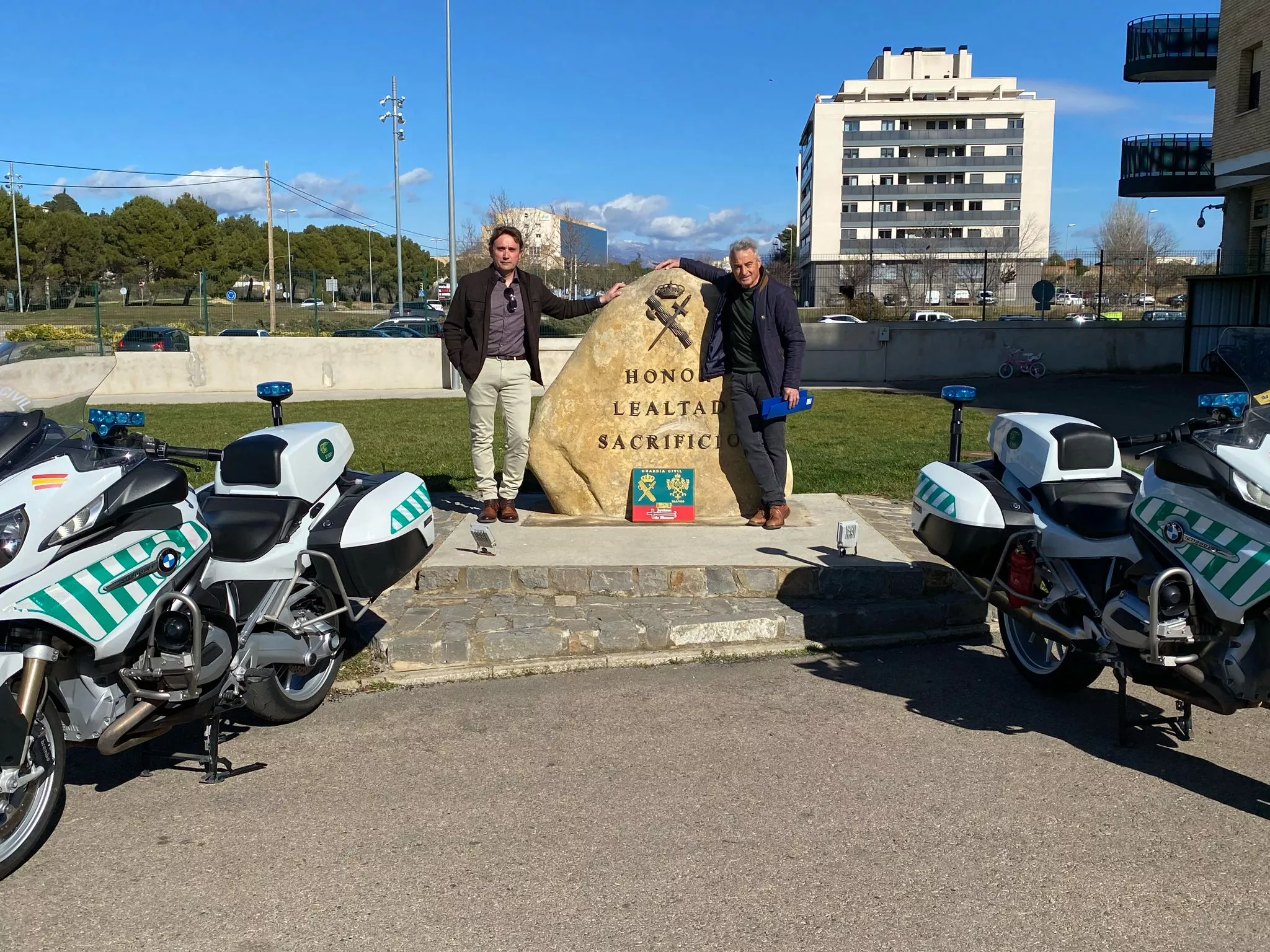 Entrega del Premio Sierra de Guara del Club Javieres a la Guardia Civil