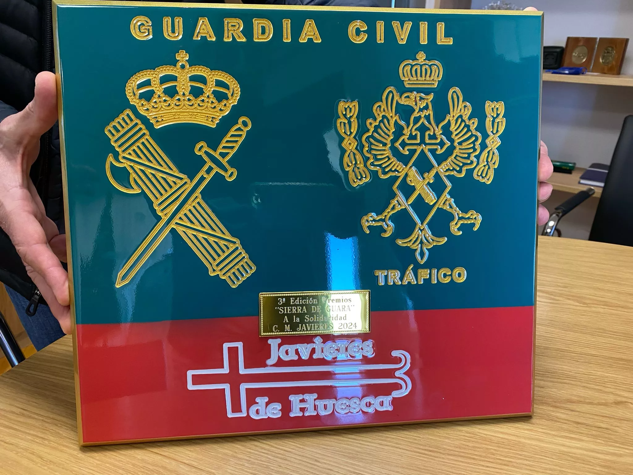 Entrega del Premio Sierra de Guara del Club Javieres a la Guardia Civil