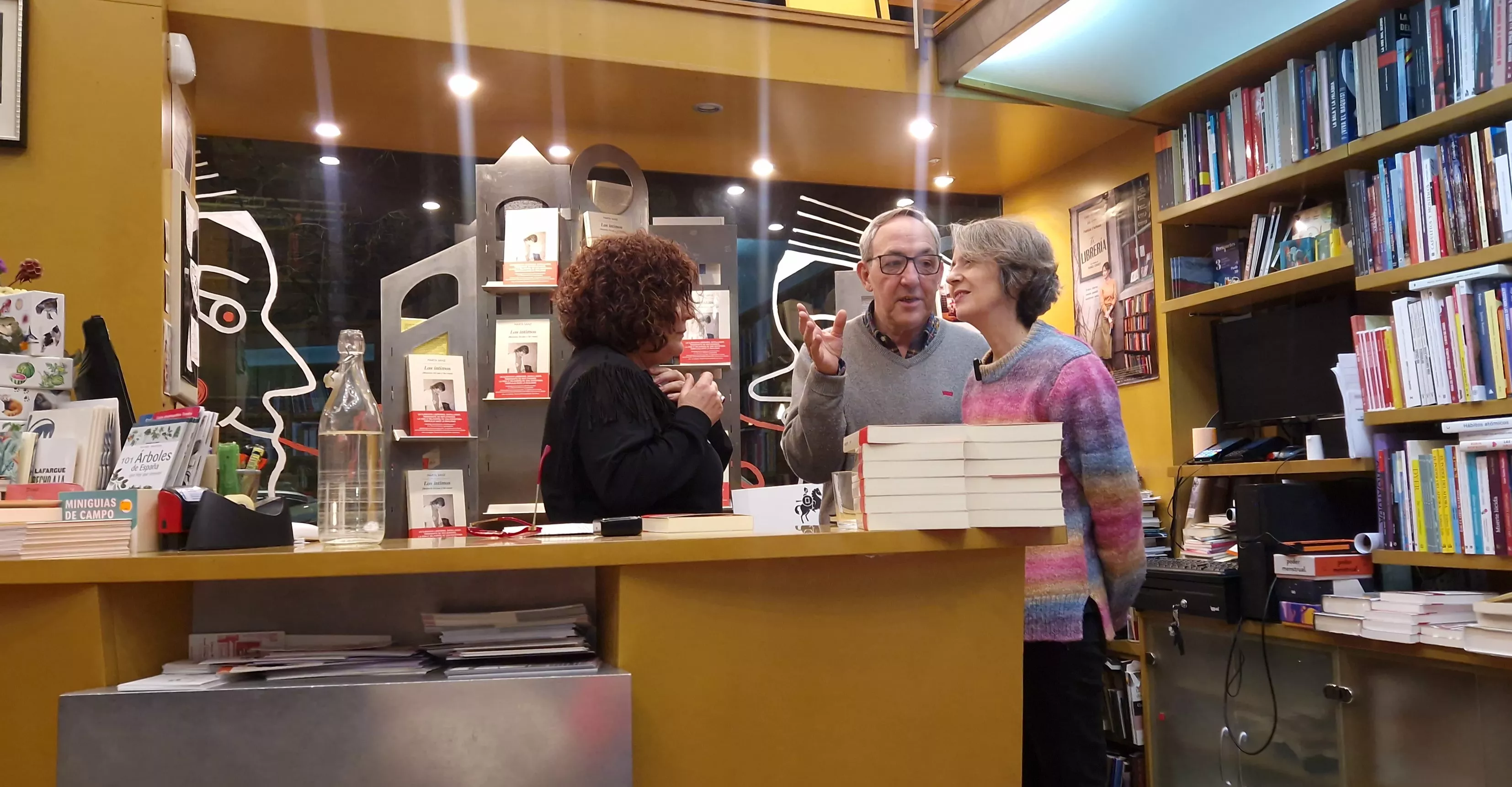 Chon Allué, Chema Aniés y Marta Sanz, en la presentación de Los íntimos. Foto Myriam Martínez