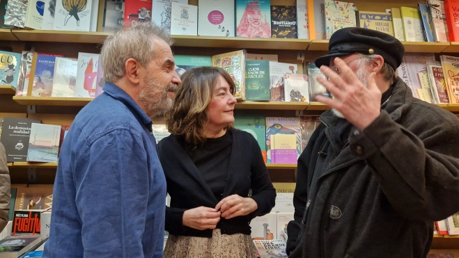 Presentación de "Los íntimos" de Marta Sanz en la Anónima. Foto Myriam Martínez Presentación de "Los íntimos" de Marta Sanz en la Anónima. Foto Myriam Martínez