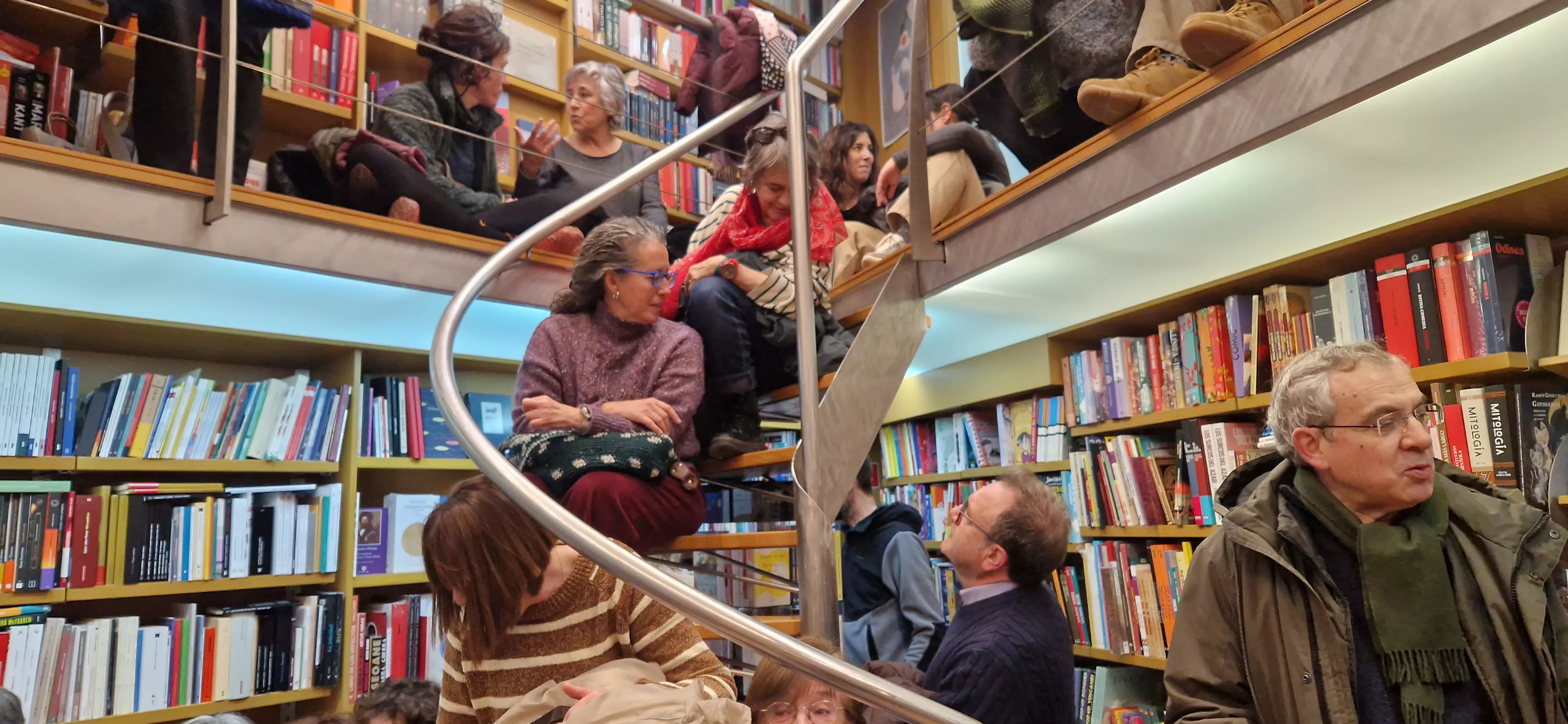 Presentación de "Los íntimos" de Marta Sanz en la Anónima. Foto Myriam Martínez