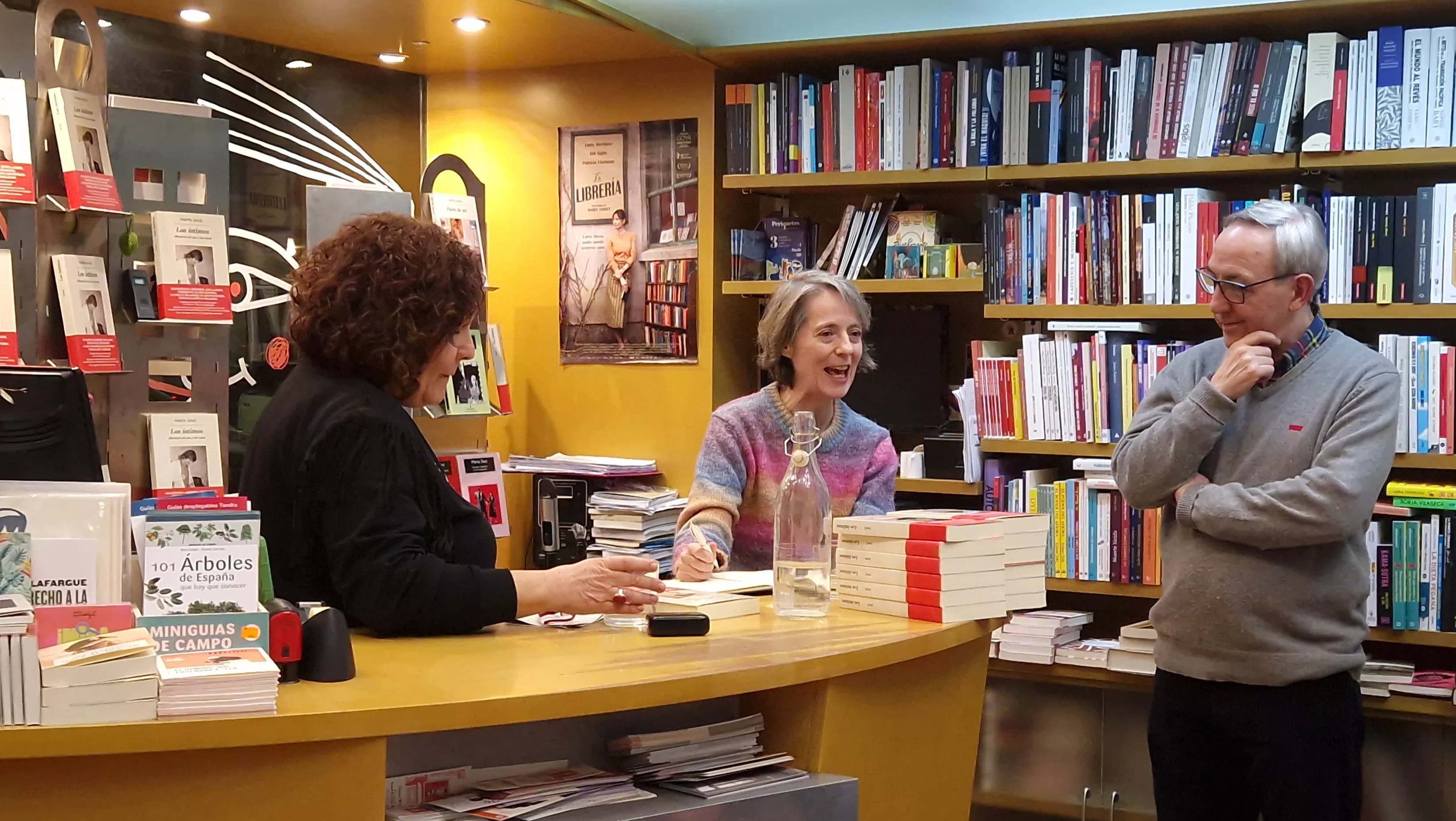 Chon Allué, Marta Sanz y Chema Aniés, en la presentación de Los íntimos. Foto Myriam Martínez