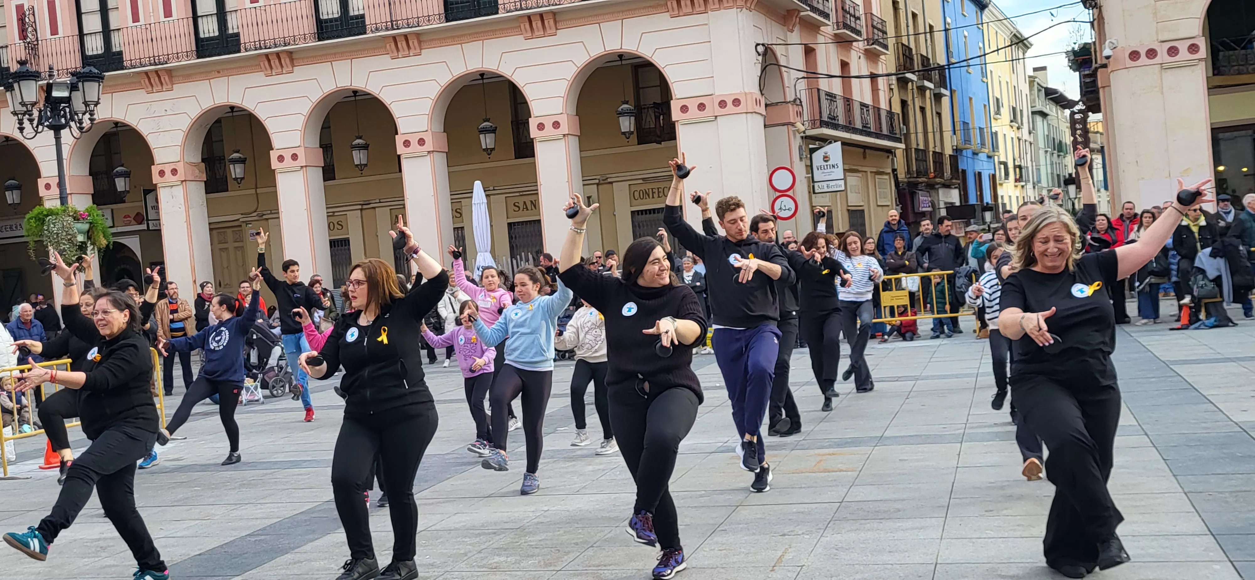 Flashmob jotero de Aspanoa en Huesca. Foto Mercedes Manterola