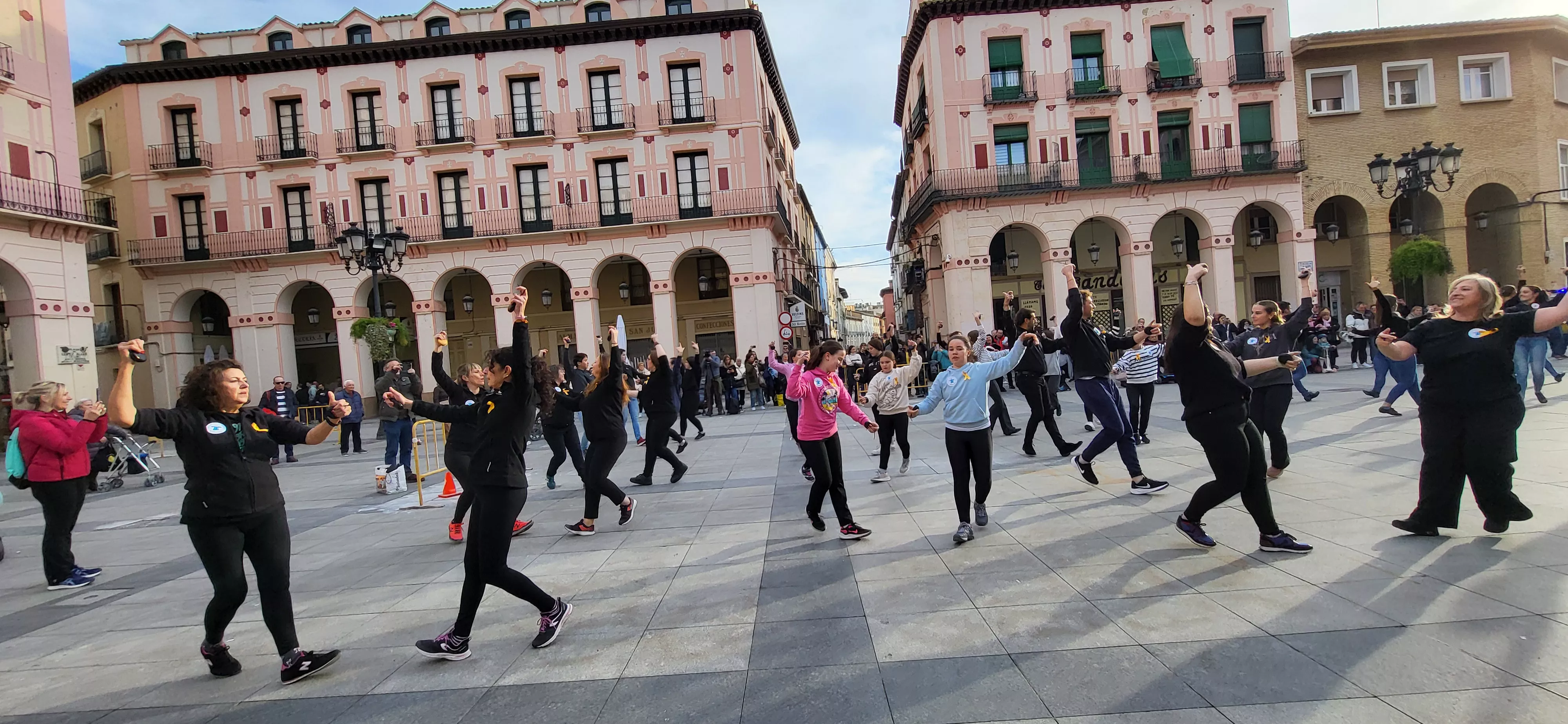 Flashmob jotero de Aspanoa en Huesca. Foto Mercedes Manterola