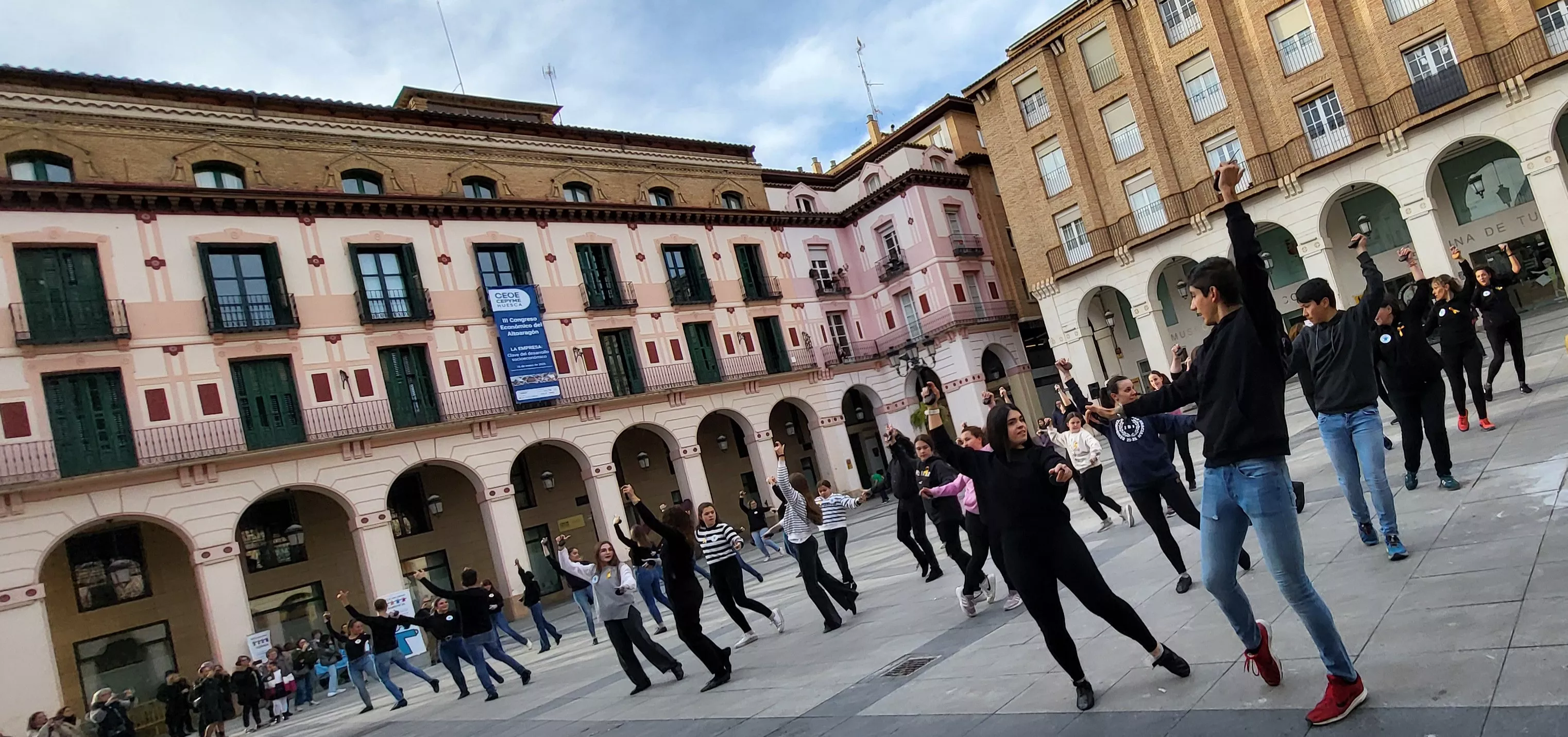 Flashmob jotero de Aspanoa en Huesca. Foto Mercedes Manterola