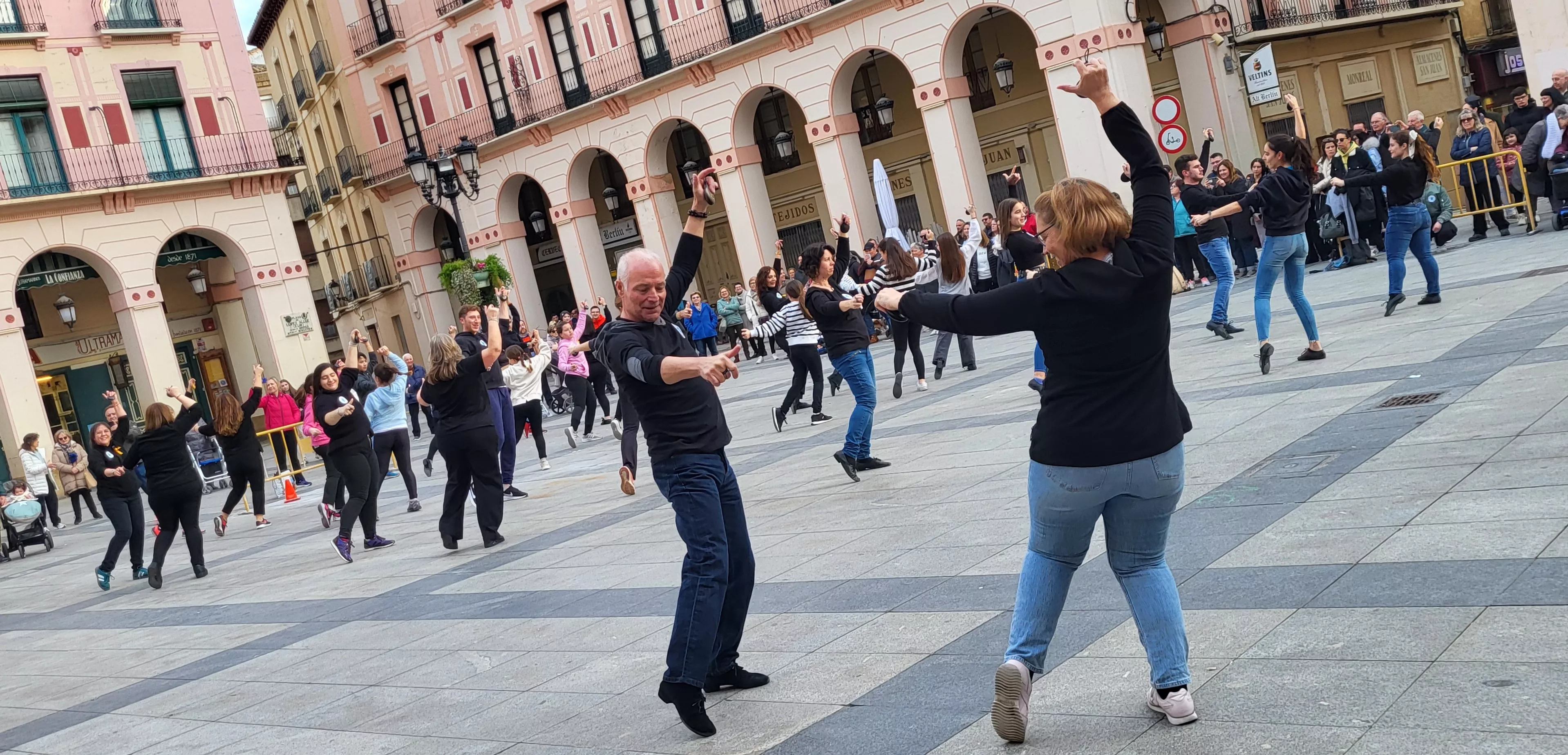 Flashmob jotero de Aspanoa en Huesca. Foto Mercedes Manterola