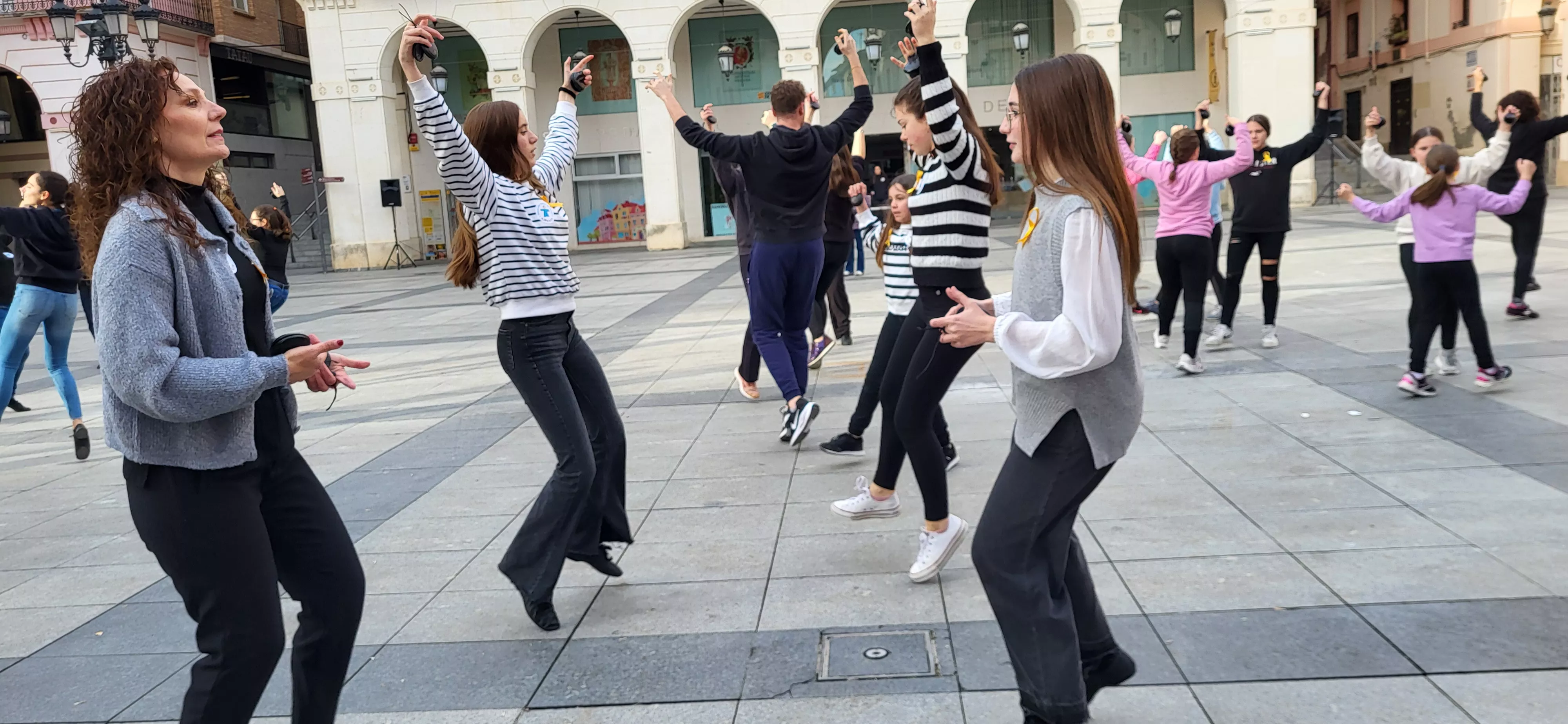 Flashmob jotero de Aspanoa en Huesca. Foto Mercedes Manterola