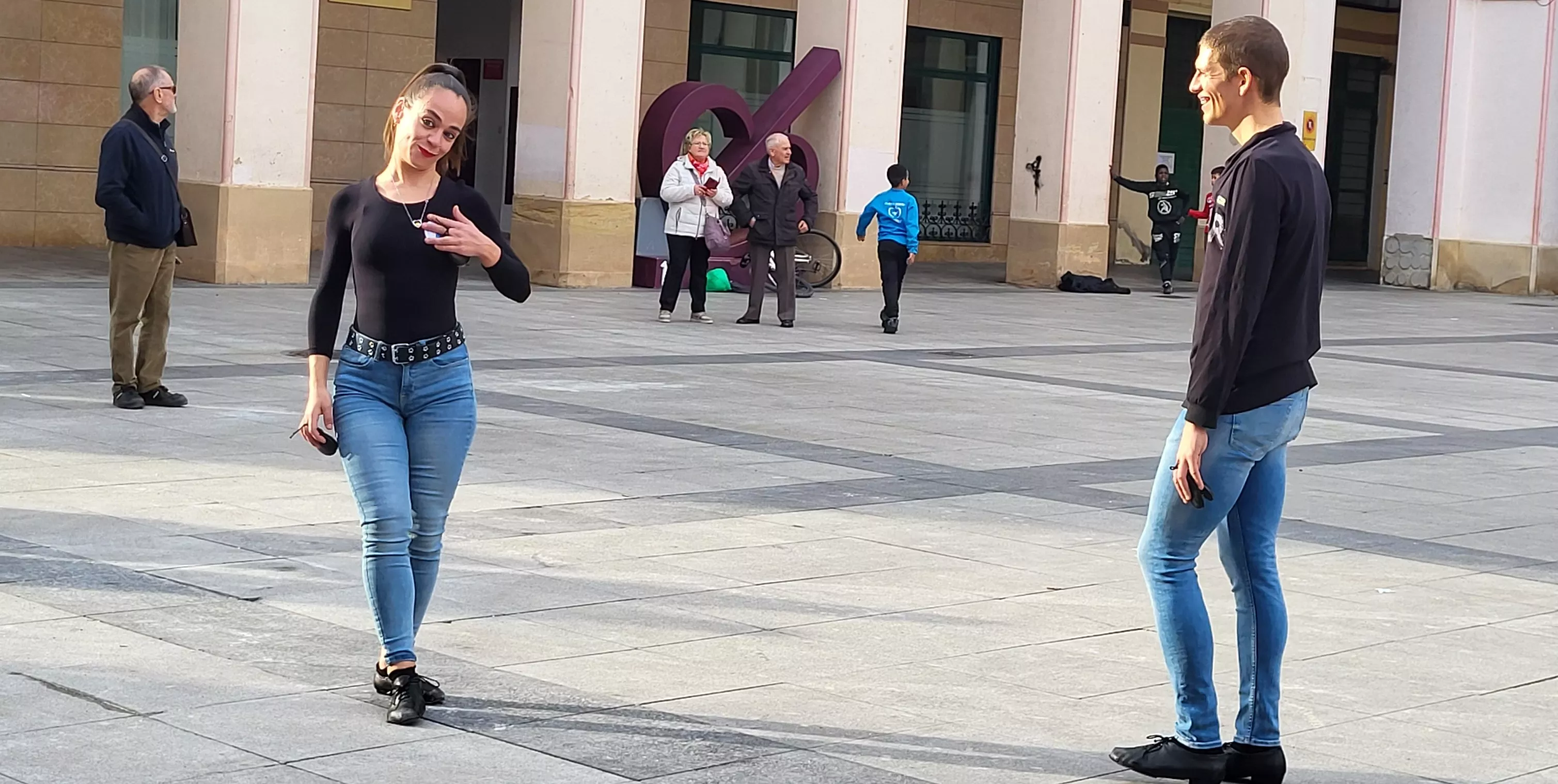 Flashmob jotero de Aspanoa en Huesca. Foto Mercedes Manterola