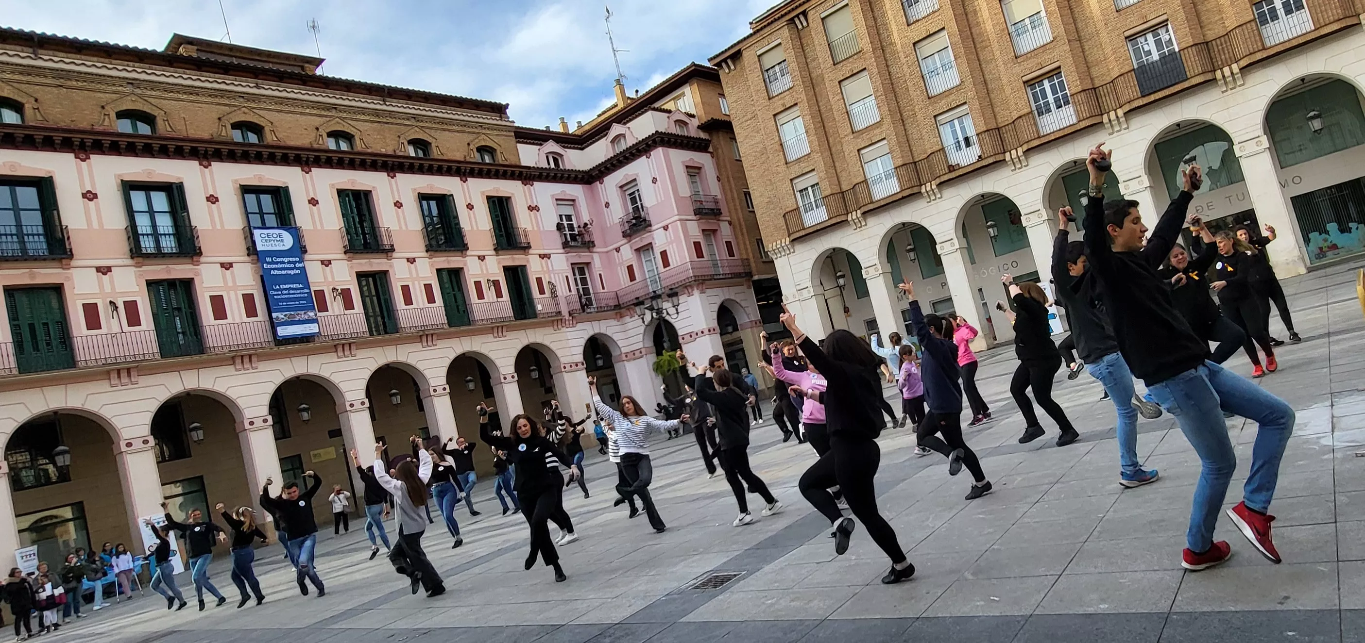 Flashmob jotero de Aspanoa en Huesca. Foto Mercedes Manterola