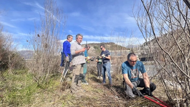 Trabajos de los nabateros de Hecho, Sobrarbe y la Galliguera en Laspuña. Trabajos de los nabateros de Hecho, Sobrarbe y la Galliguera en Laspuña.