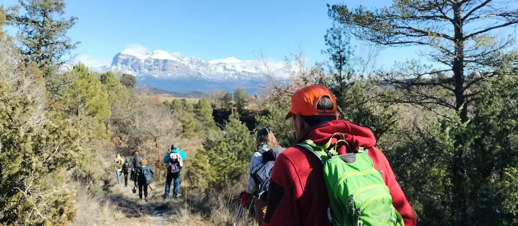Jornada de trabajo y convivencia en los montes de la Virgen de la Sierra de Sobrarbe. Foto Club de Montaña Nabaín