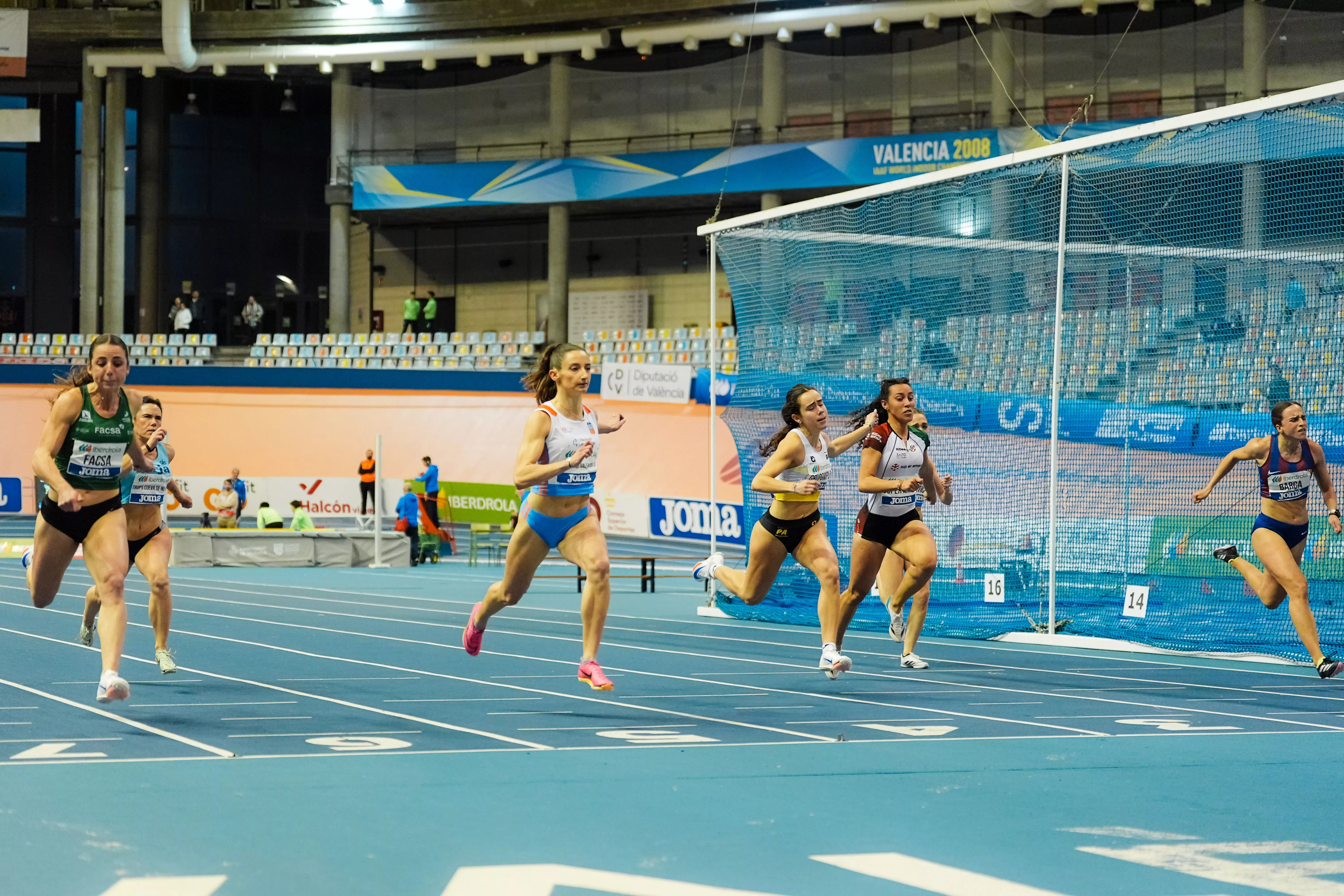 Elena Guiu, ganadora del 60 lisos. Foto: RFEA