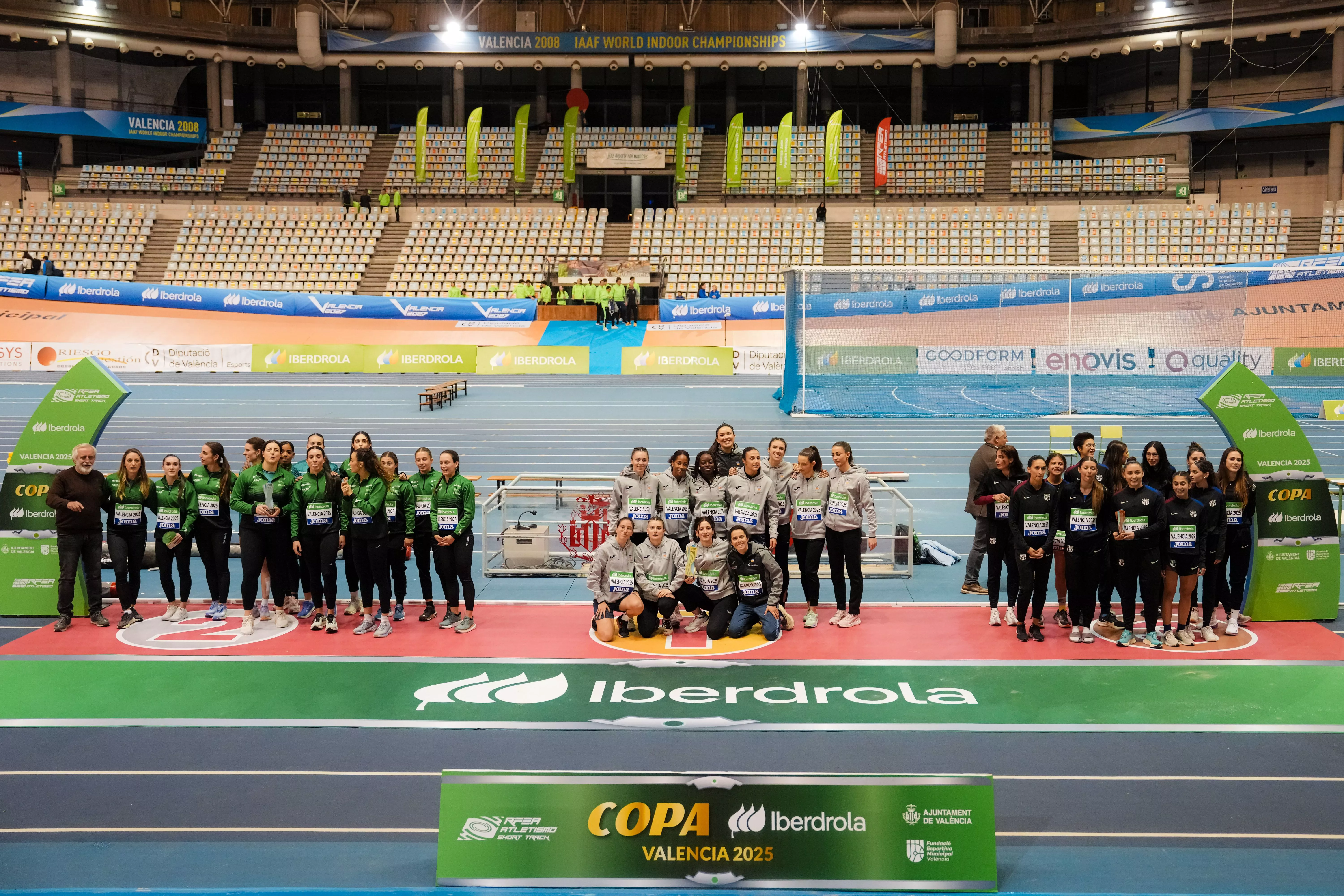 Podio femenino final. Foto: RFEA