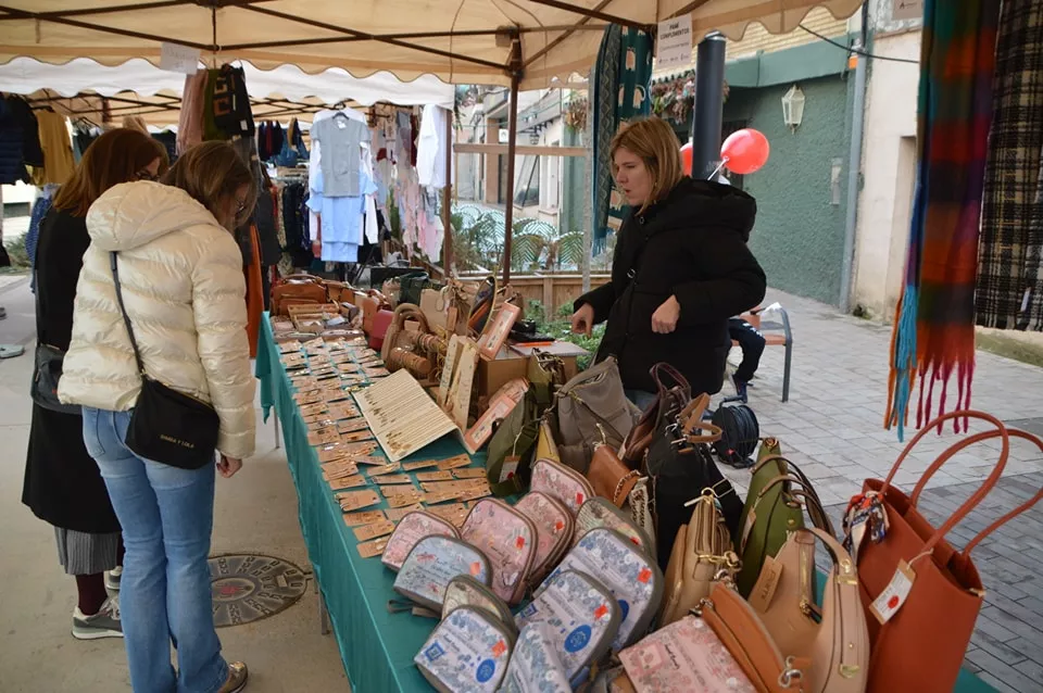 Remate de invierno del comercio de Monzón.