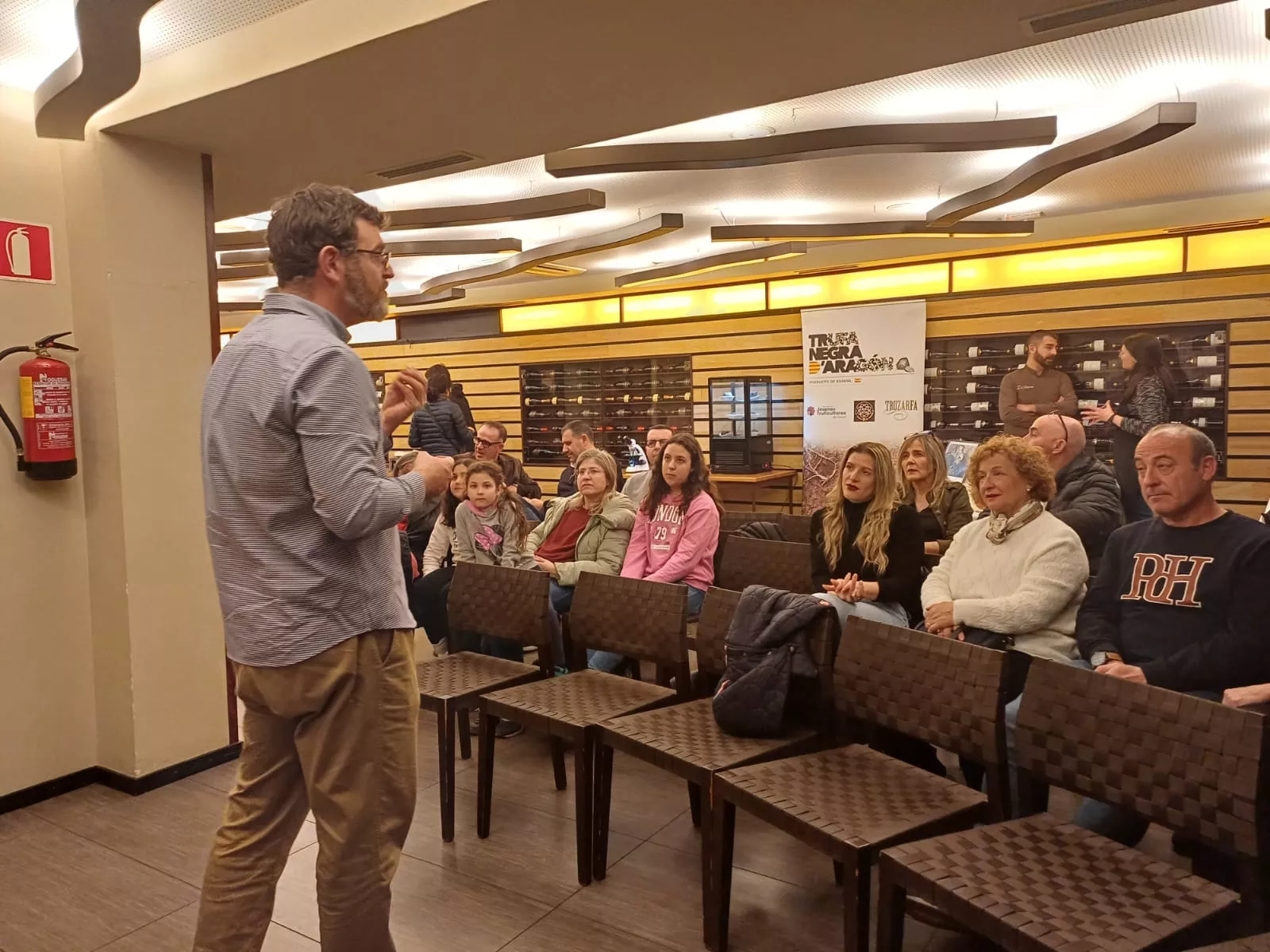 David Royo en la charla en Binéfar sobre aprovechamiento y utilización de la trufa