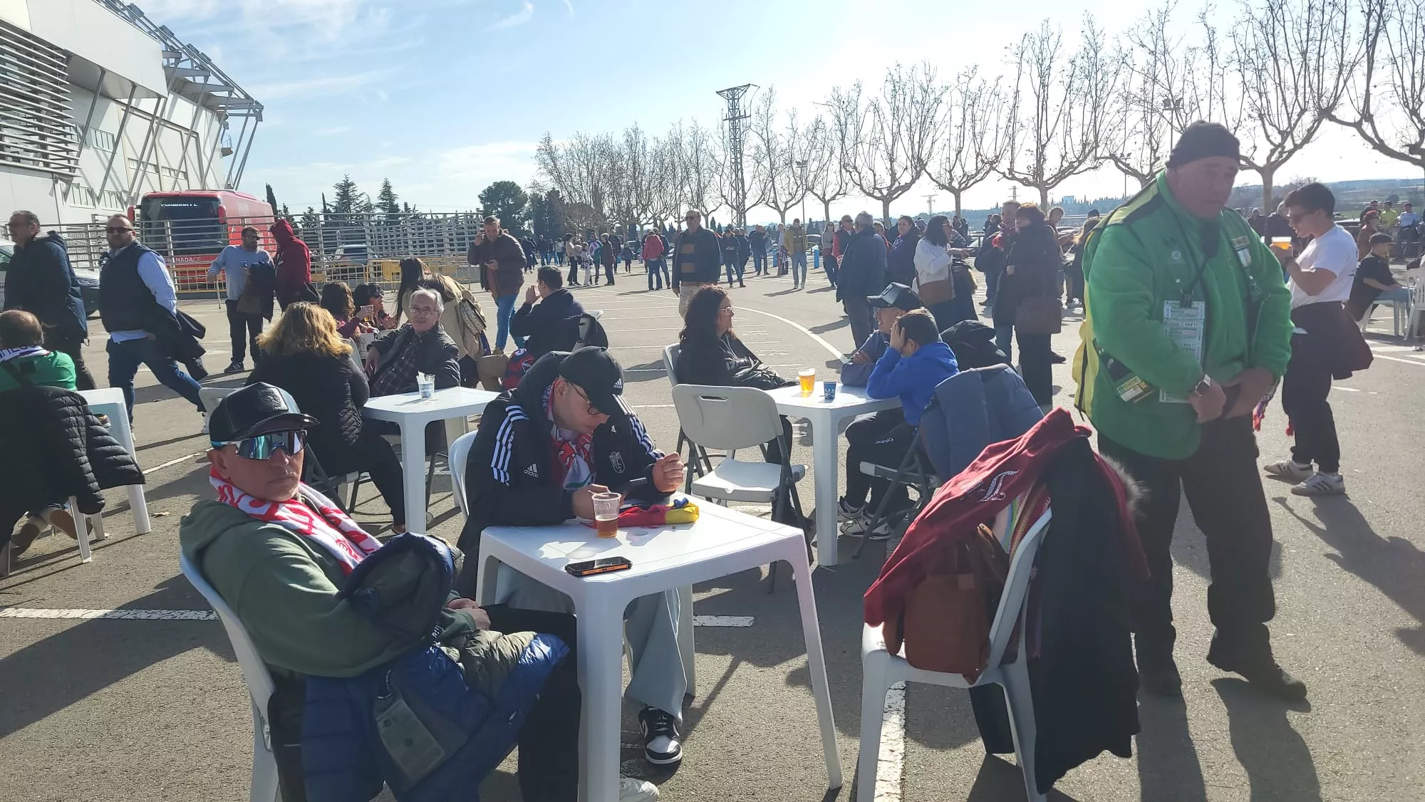 Previa del Huesca-Granada en la terraza de El Alcoraz