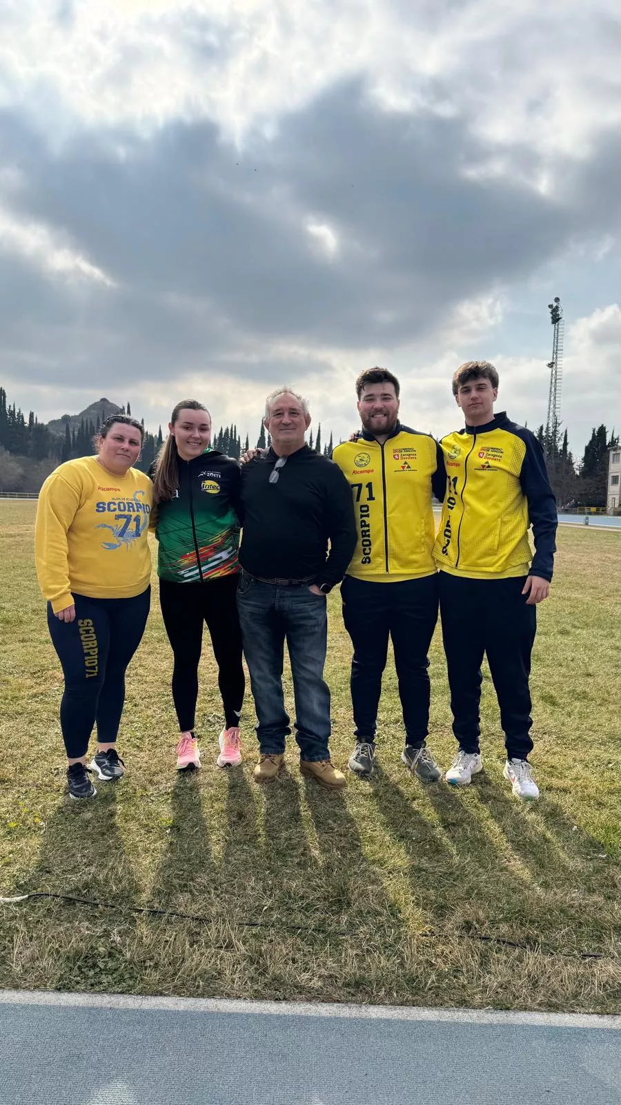 Grupo de lanzadores de Emiliano Díaz.