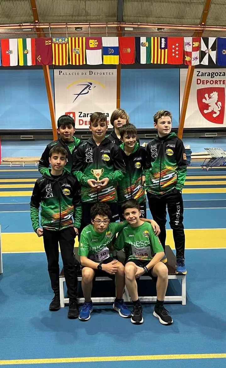 Equipo masculino Intec Zoiti Sub 14, plata