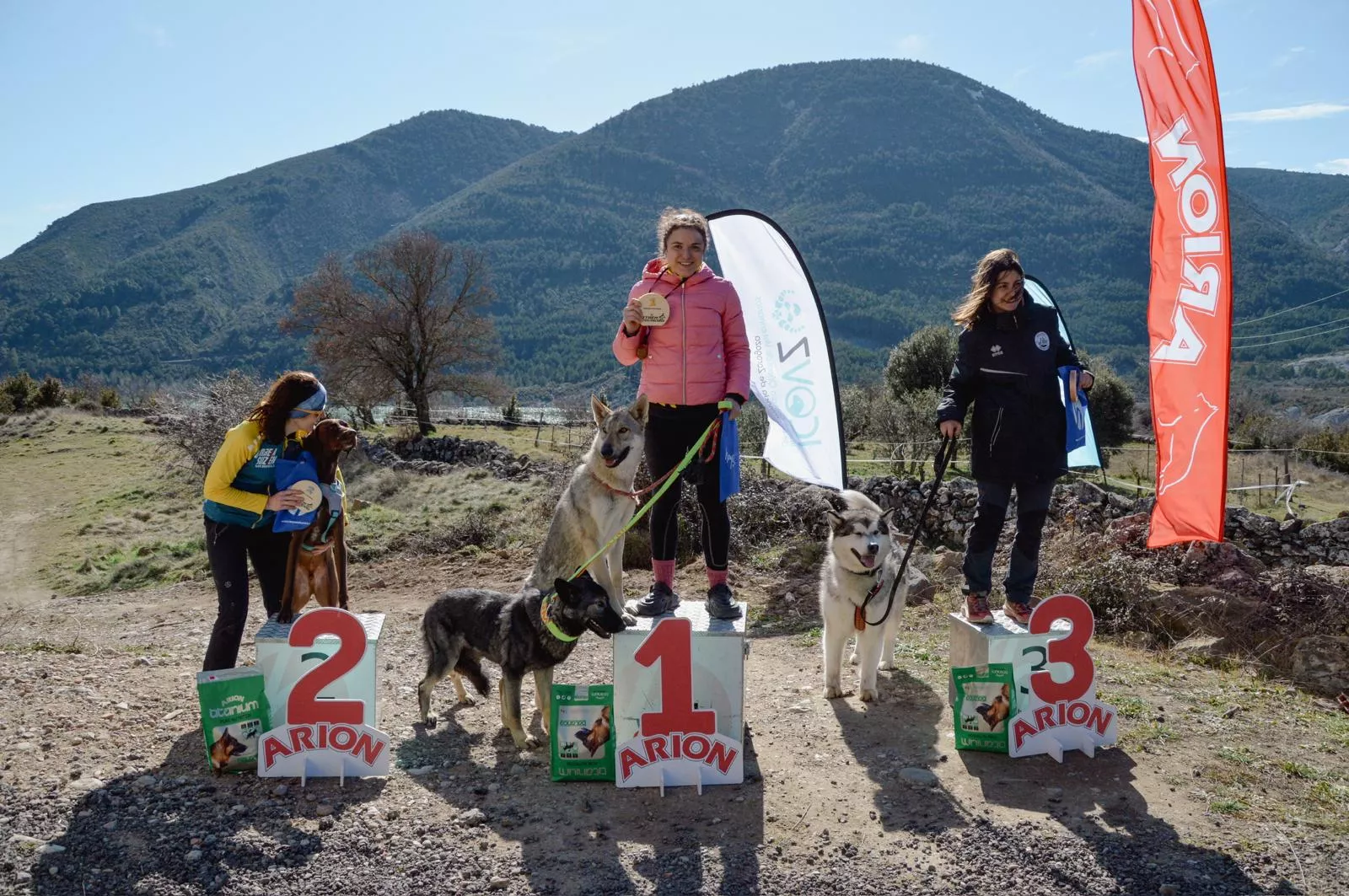 Podio Senior femenina. Foto: Soraya Aybar