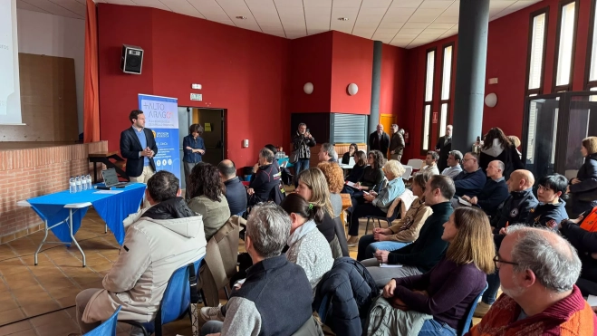 Taller celebrado en Castejón del Puente para presentar el plan de inversión.